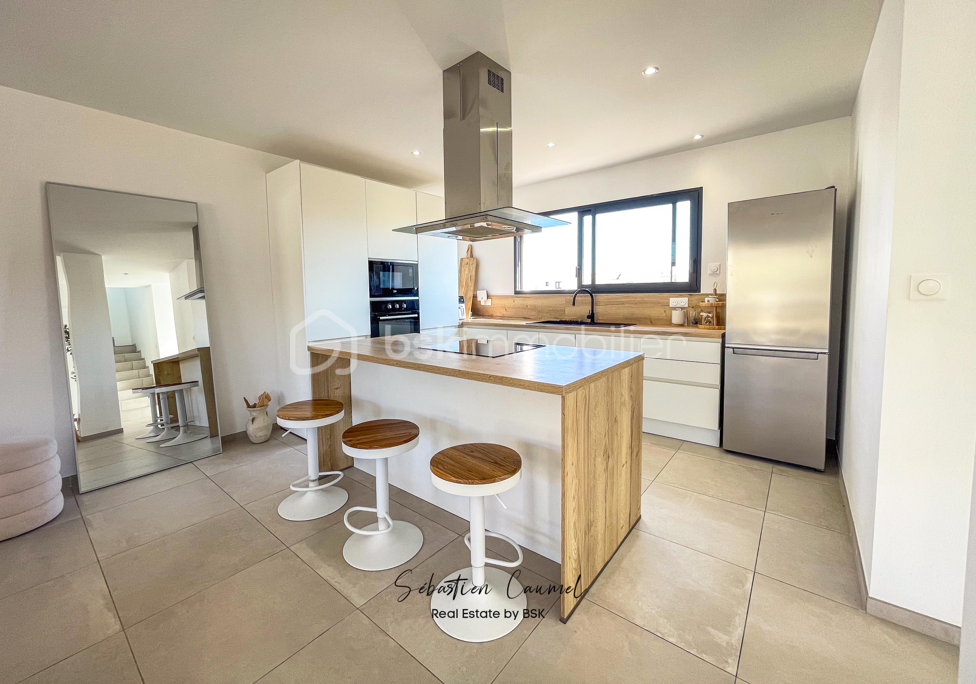 Villa de 101 m² - CUISINE EQUIPEE 2.jpg