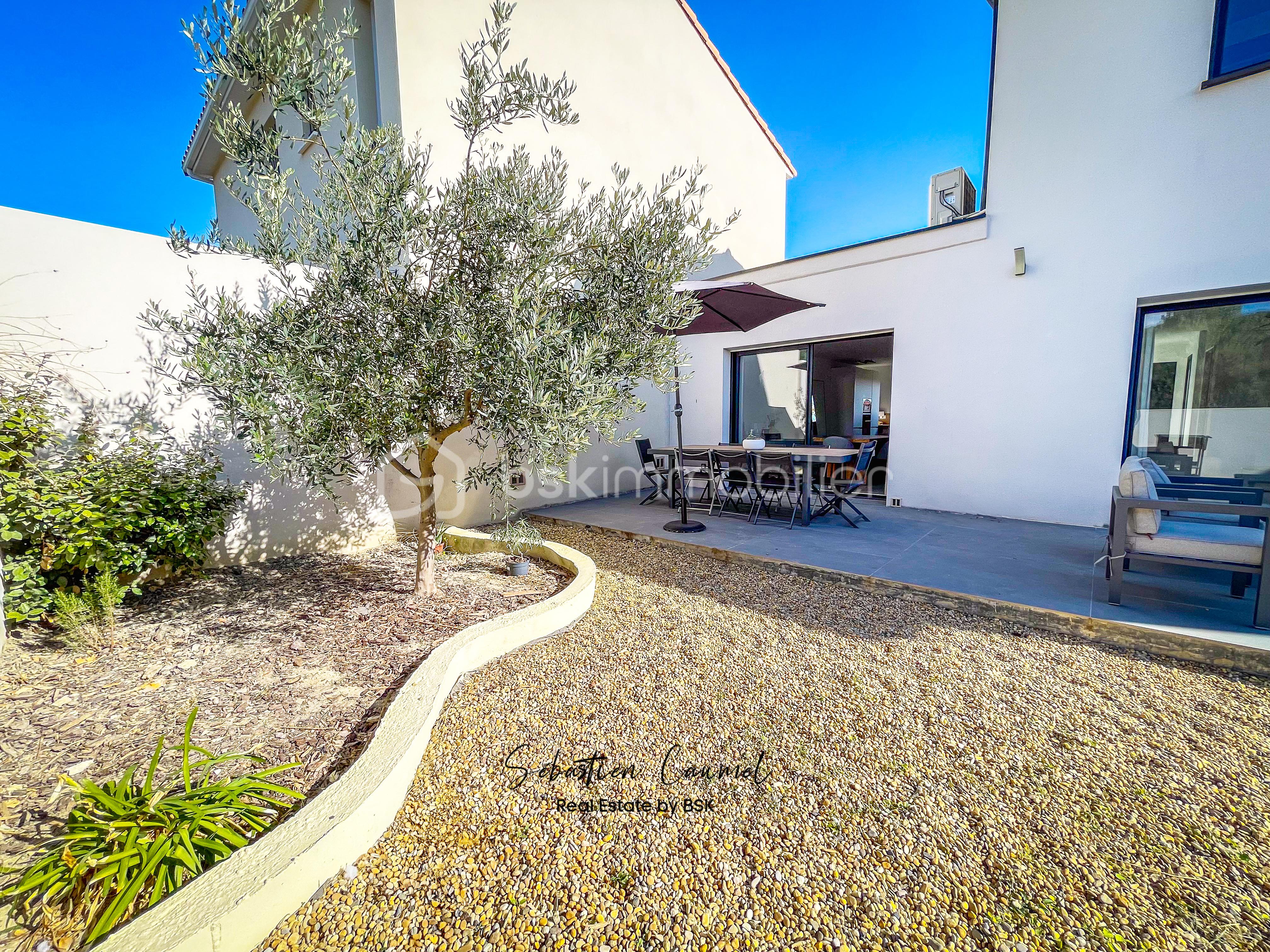 Villa de 101 m² - TERRASSE JARDIN 9.jpg