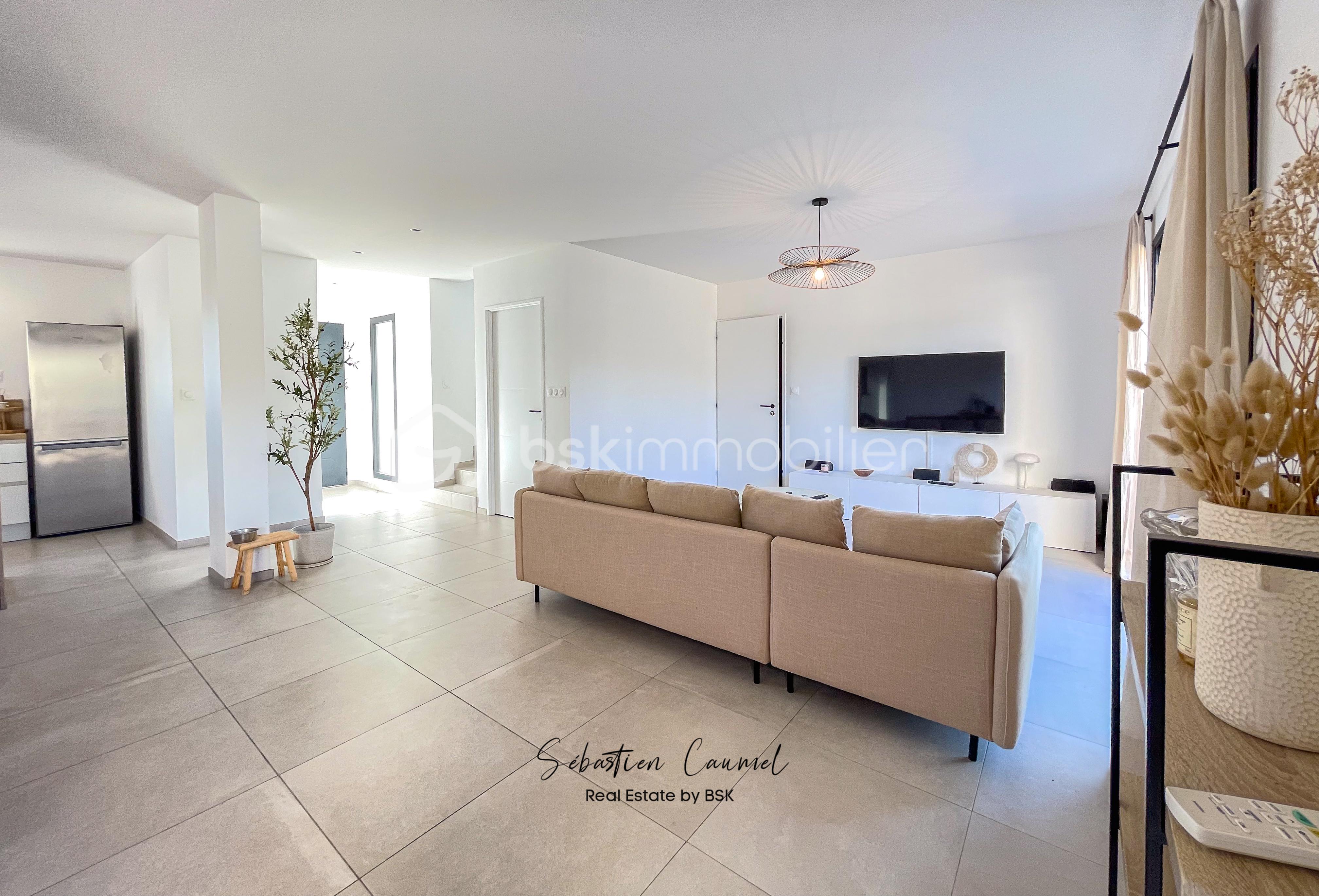 Villa de 101 m² - SALON SALLE A MANGER CUISINE 6.jpg