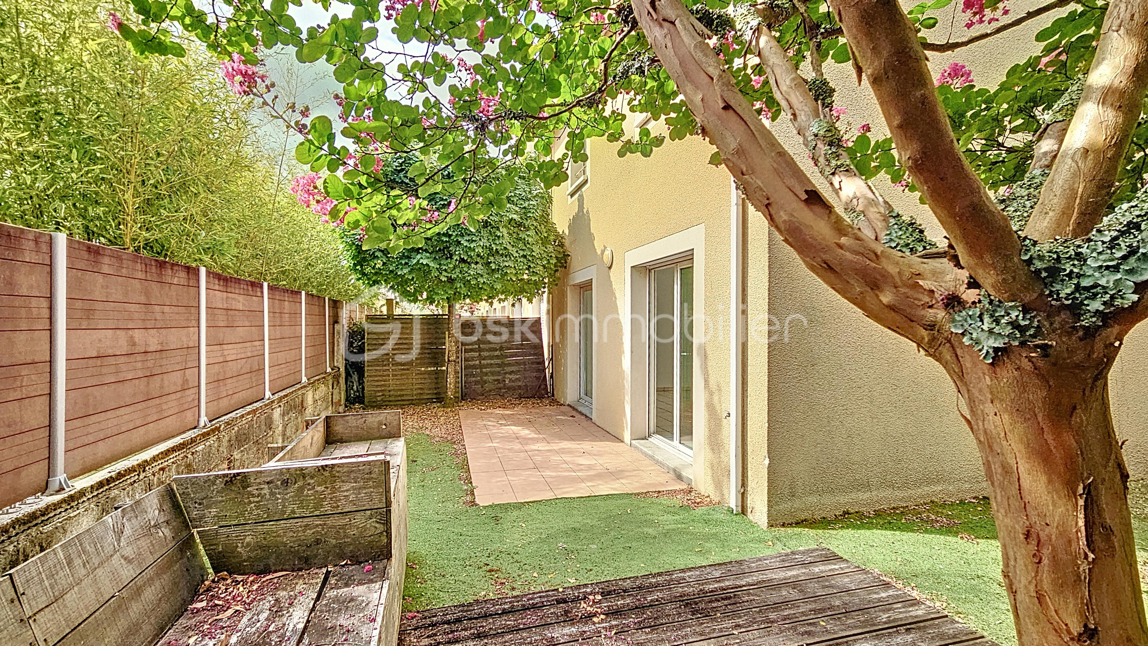 Maison contemporaine de 85,60 m² - arainty_00013.jpg