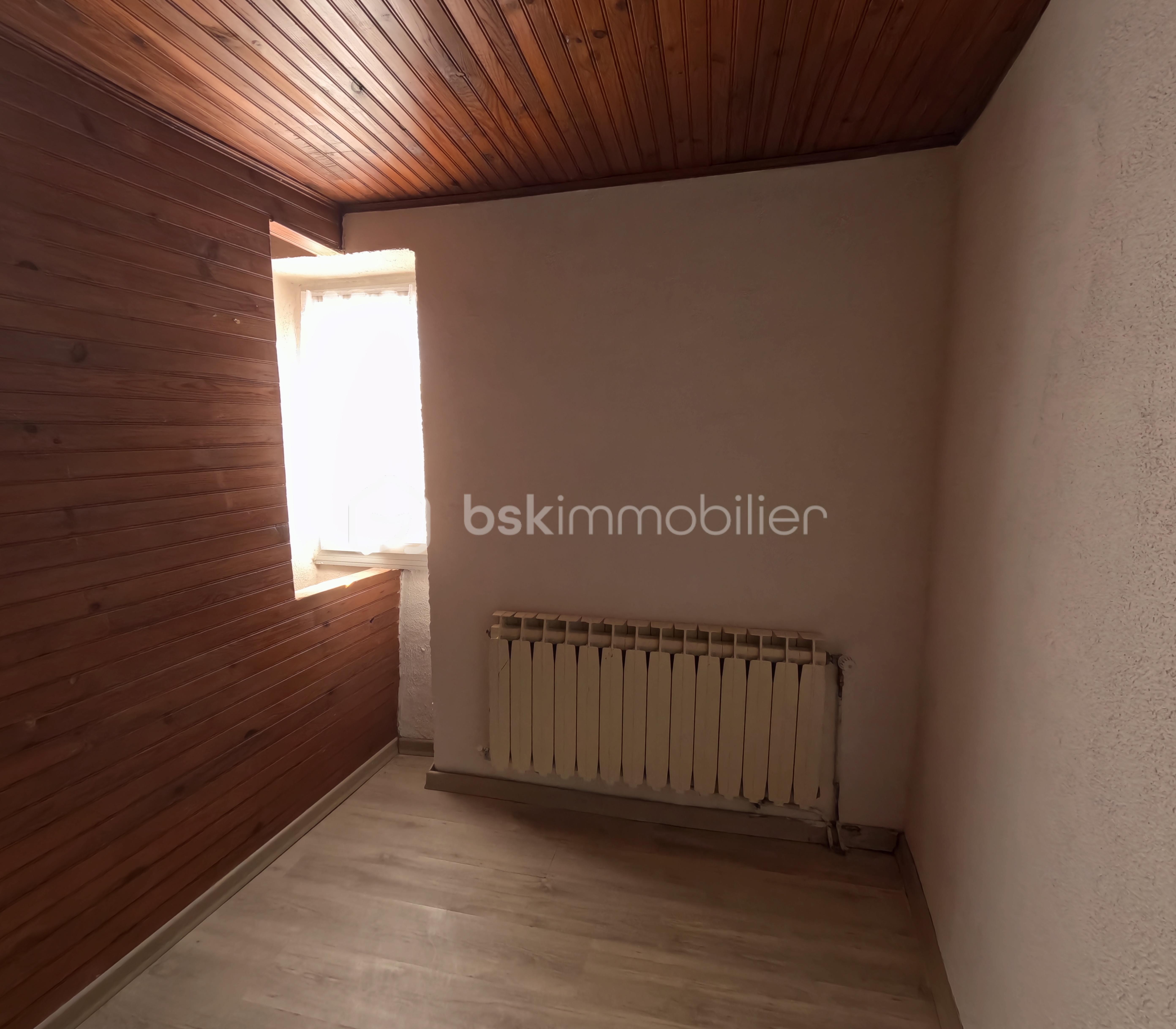 Maison de village de 108 m² - GOPR0094.JPG