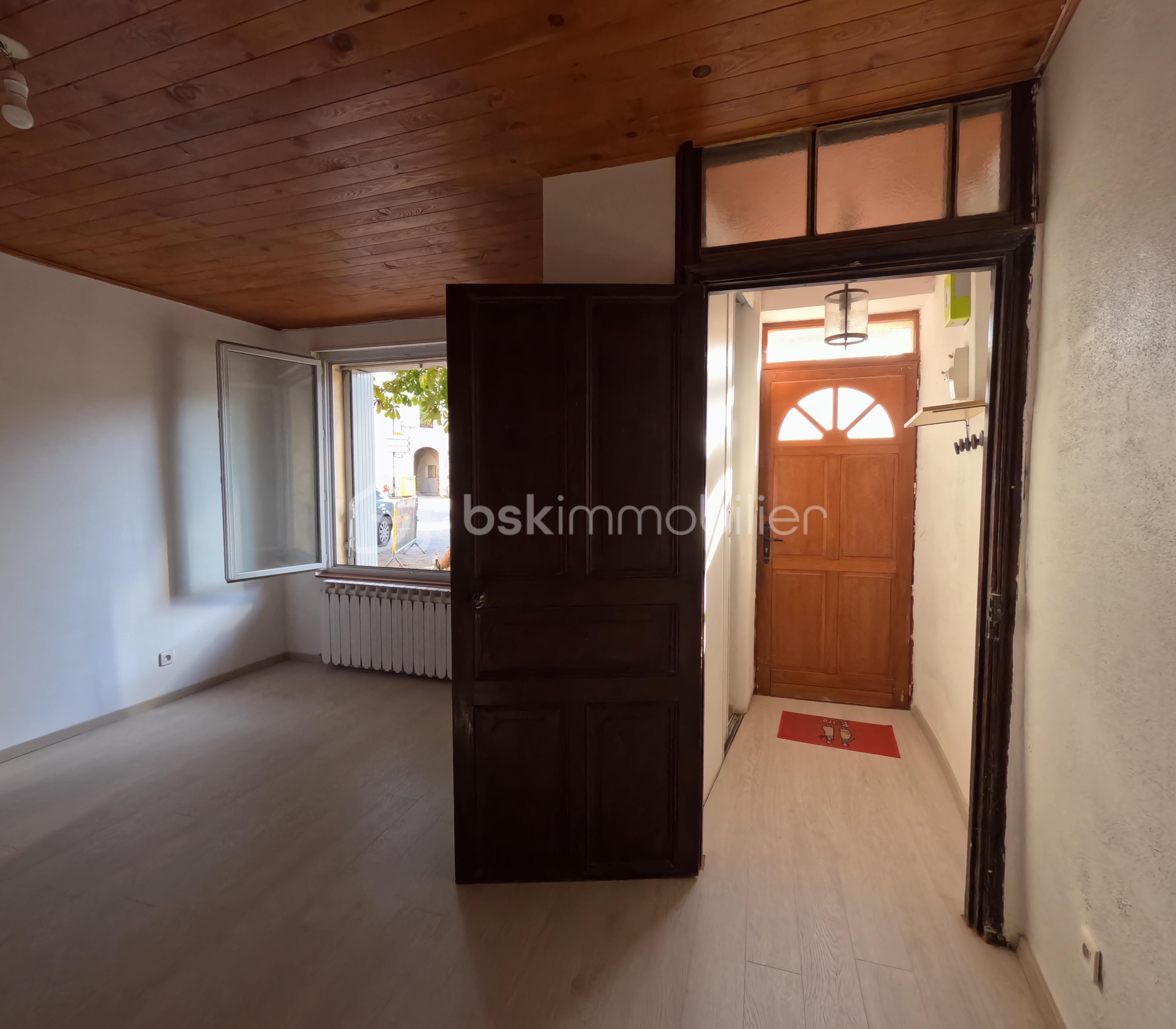 Maison de village de 108 m² - GOPR0057.JPG