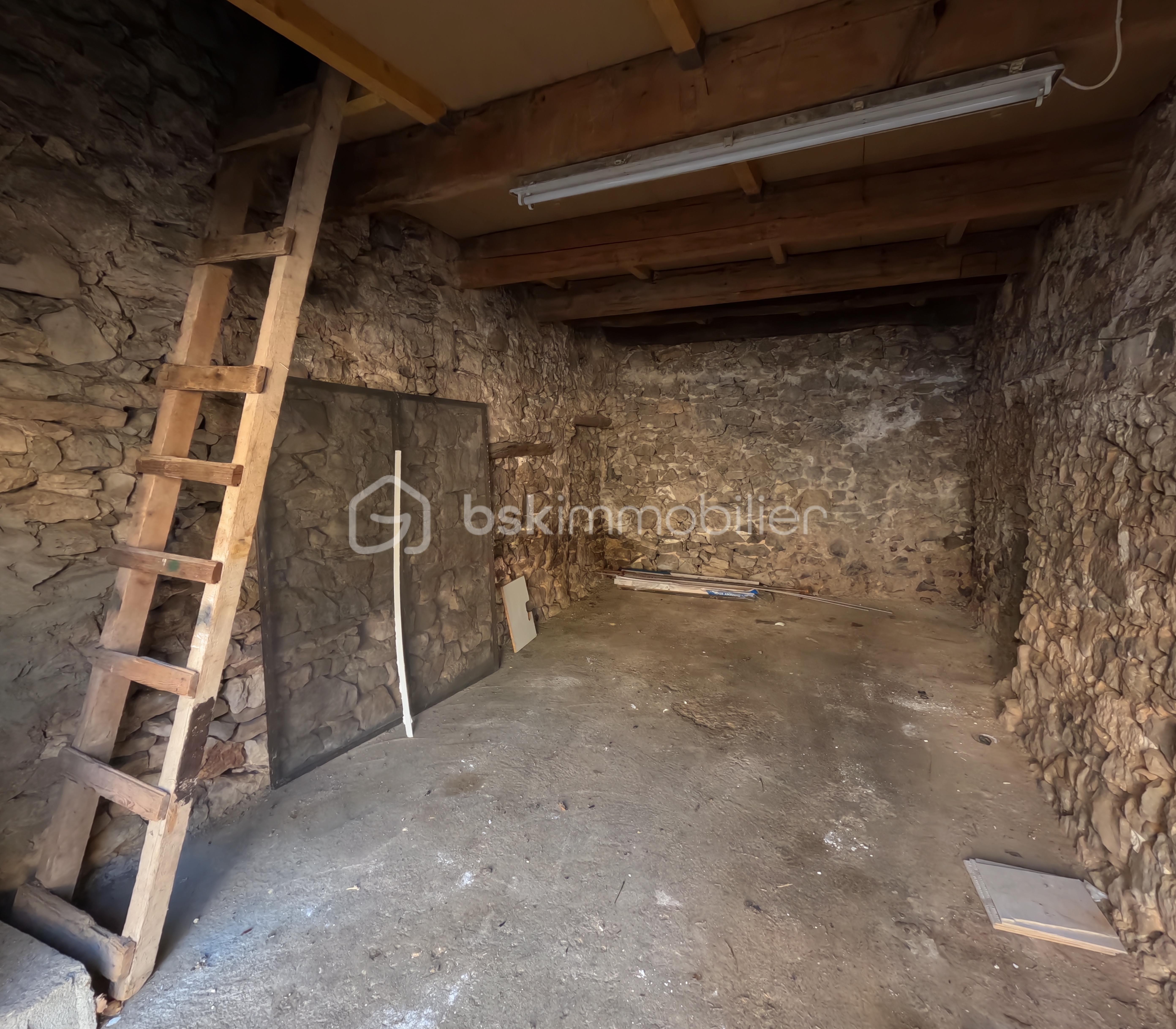 Maison de village de 108 m² - GOPR0104.JPG