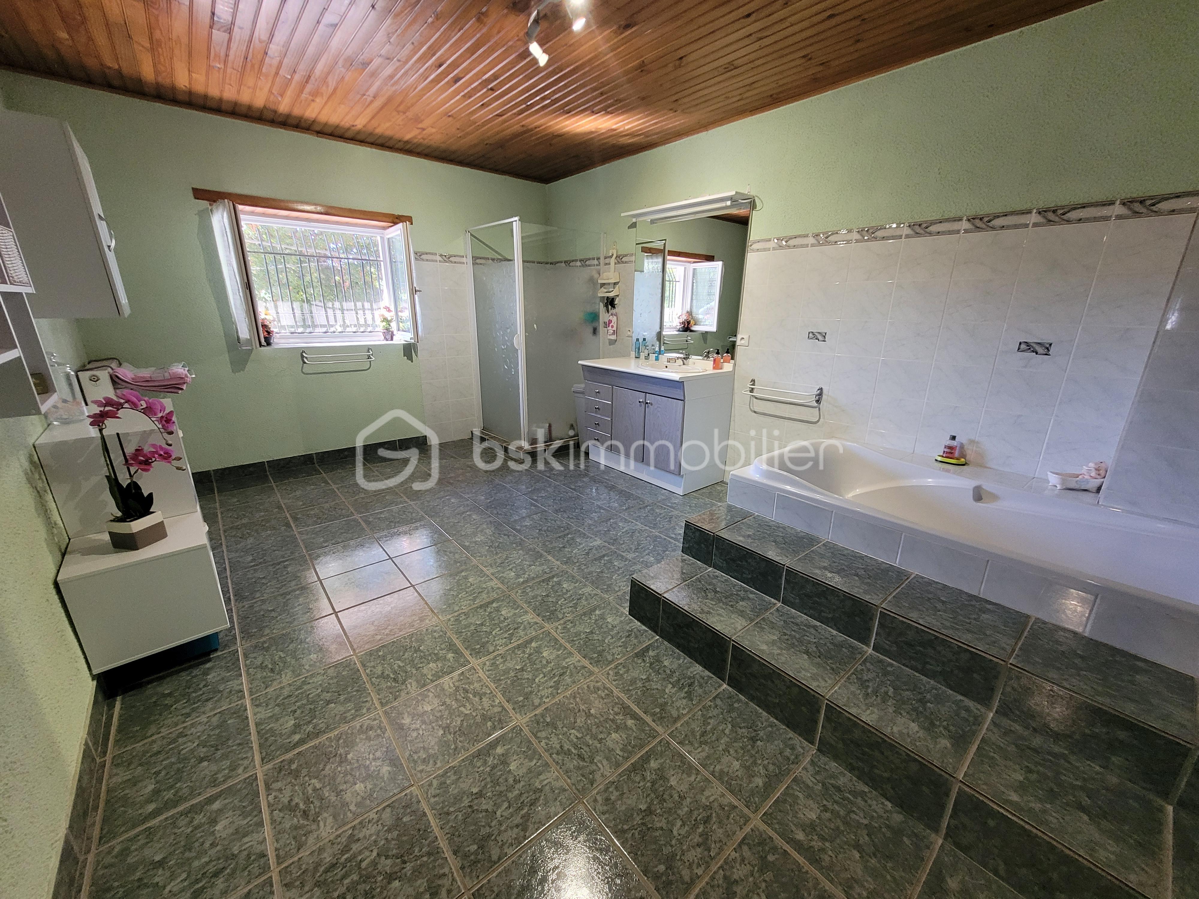 Maison de 141 m² - 20220912_162514.jpg