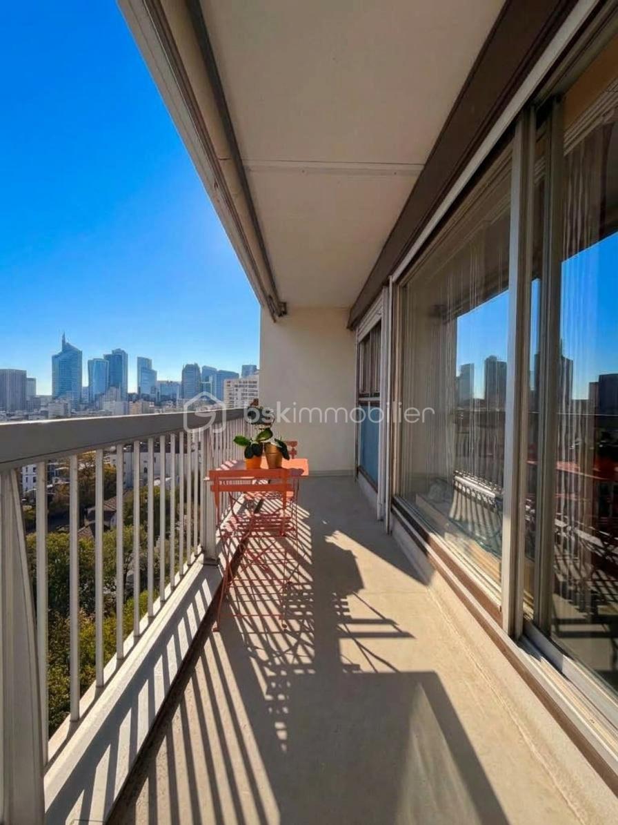 appartement-70m2-courbevoie-balcon-2.jpeg