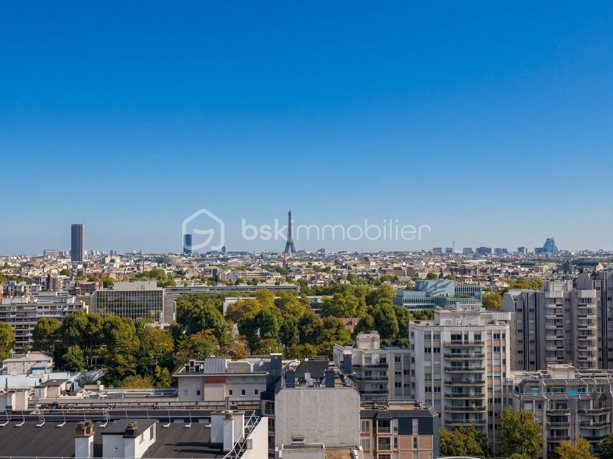 appartement-70m2-courbevoie-vue-degagee-paris-1.jpeg