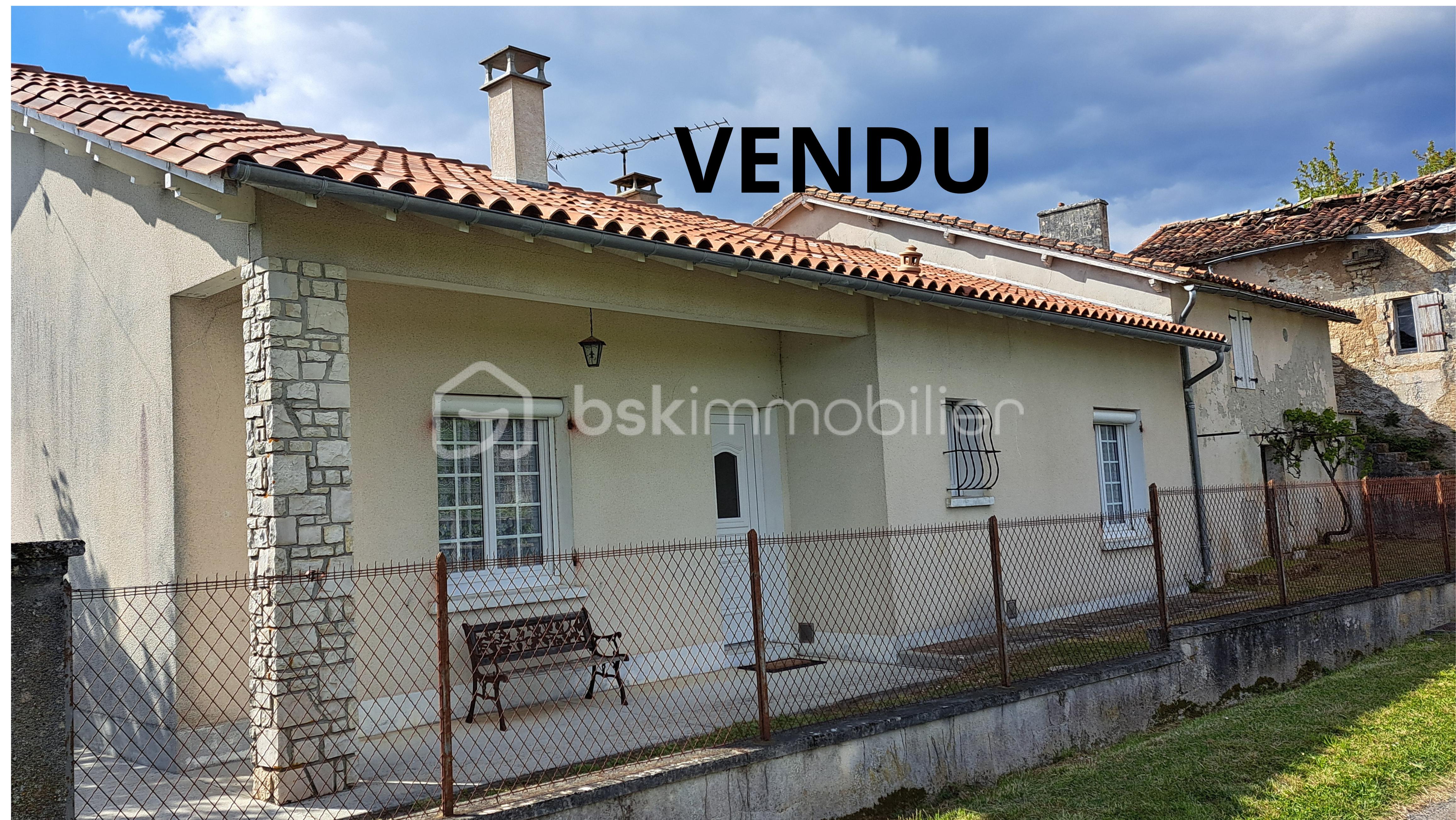 Corps de ferme de 80 m² - Vendu (40).png