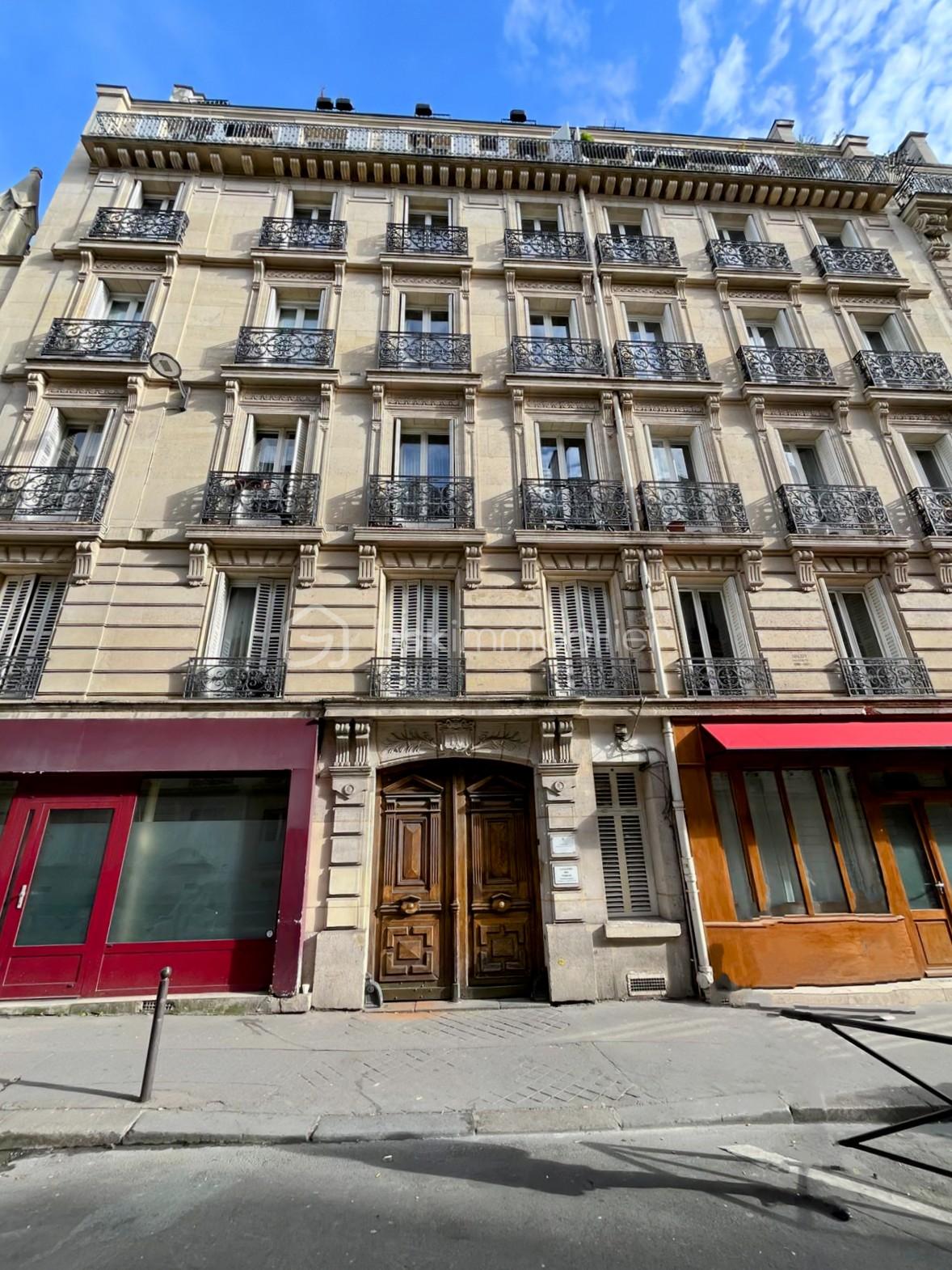Appartement de 121,53 m² - facade immeuble.jpg
