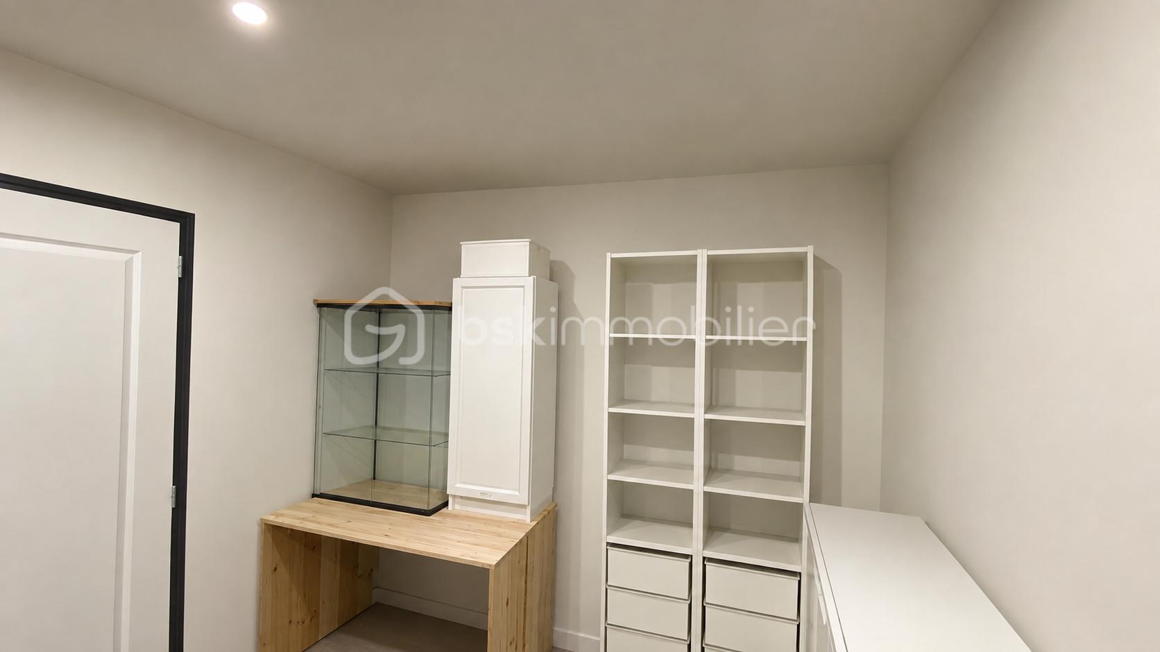 248242-BUREAU 1 MALFIONE OK OK.png