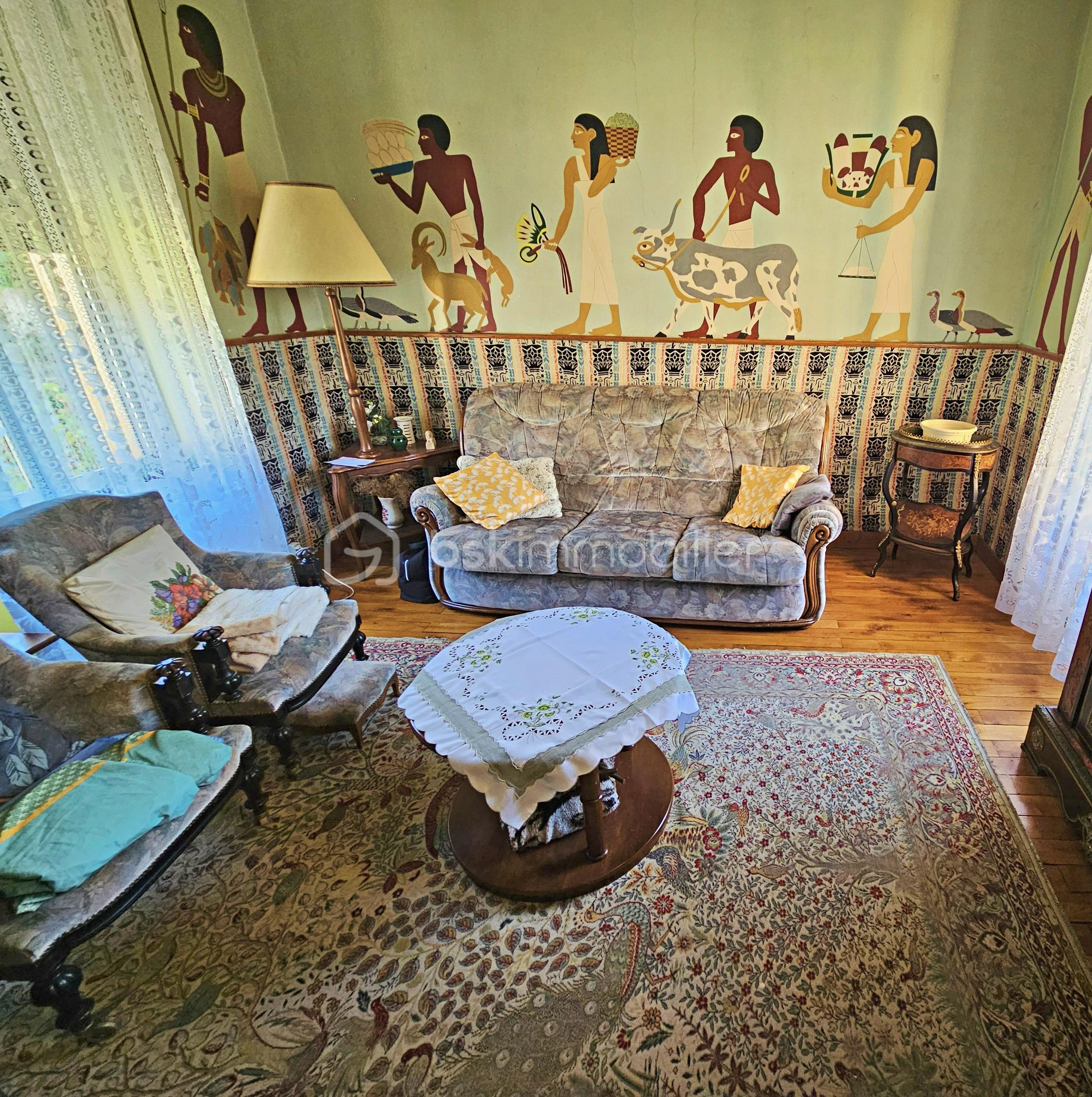 Maison de maitre de 159 m² - Salon.jpg