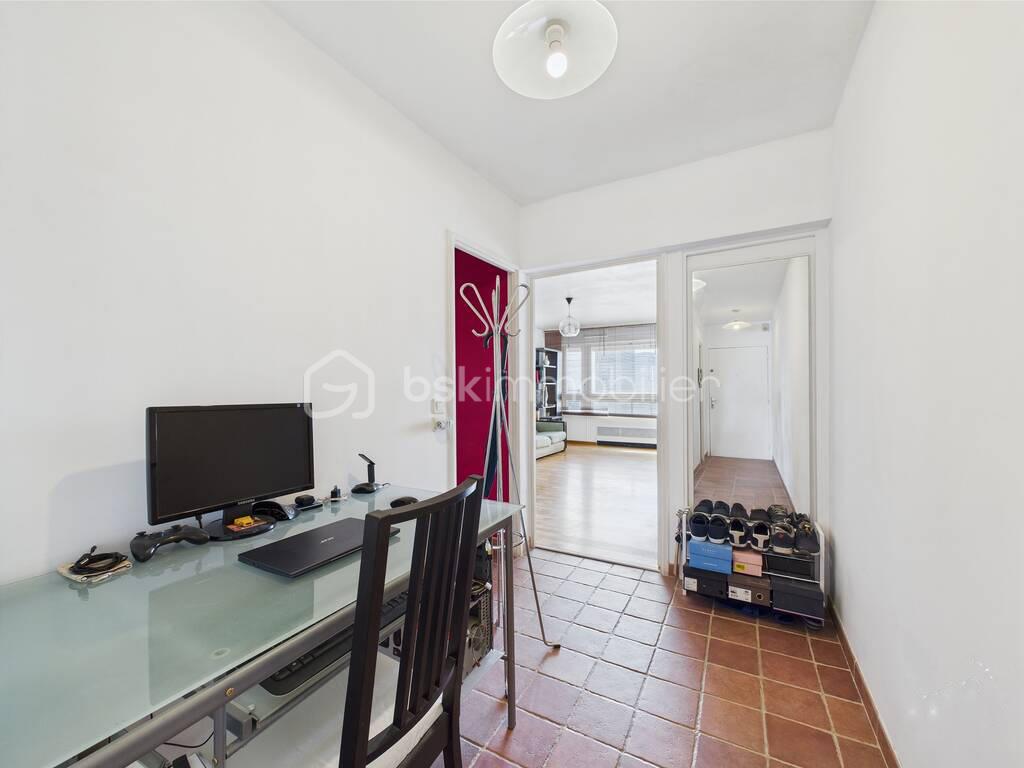 Appartement de 72,60 m² - entree.jpg