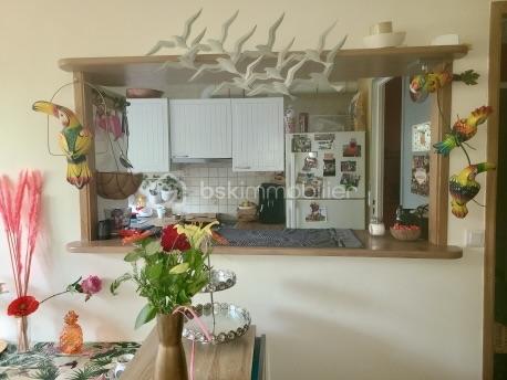 Appartement de 77 m² - SALON CUISINE.jpeg