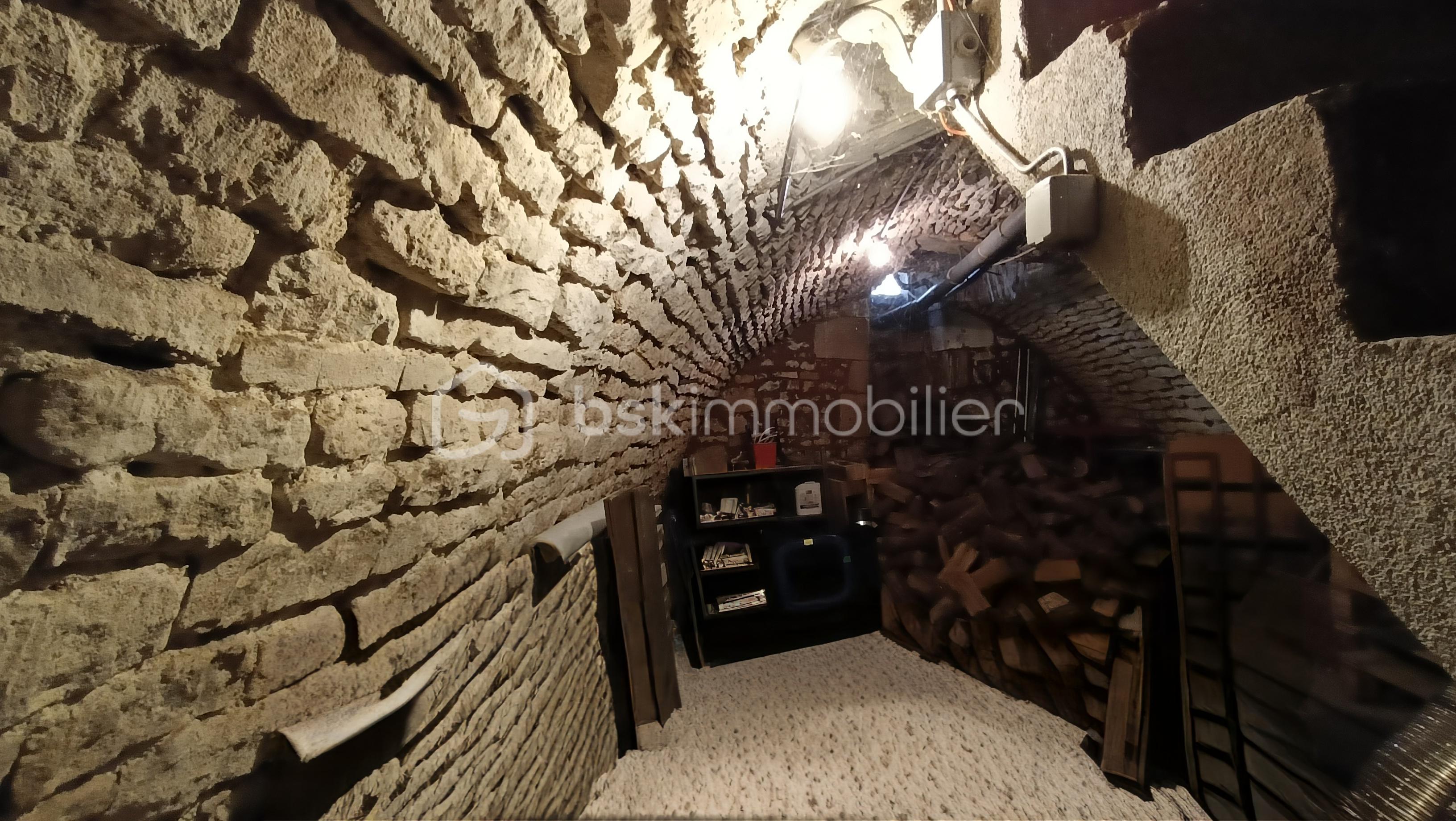 Maison de ville de 118 m² - CAVE.jpg