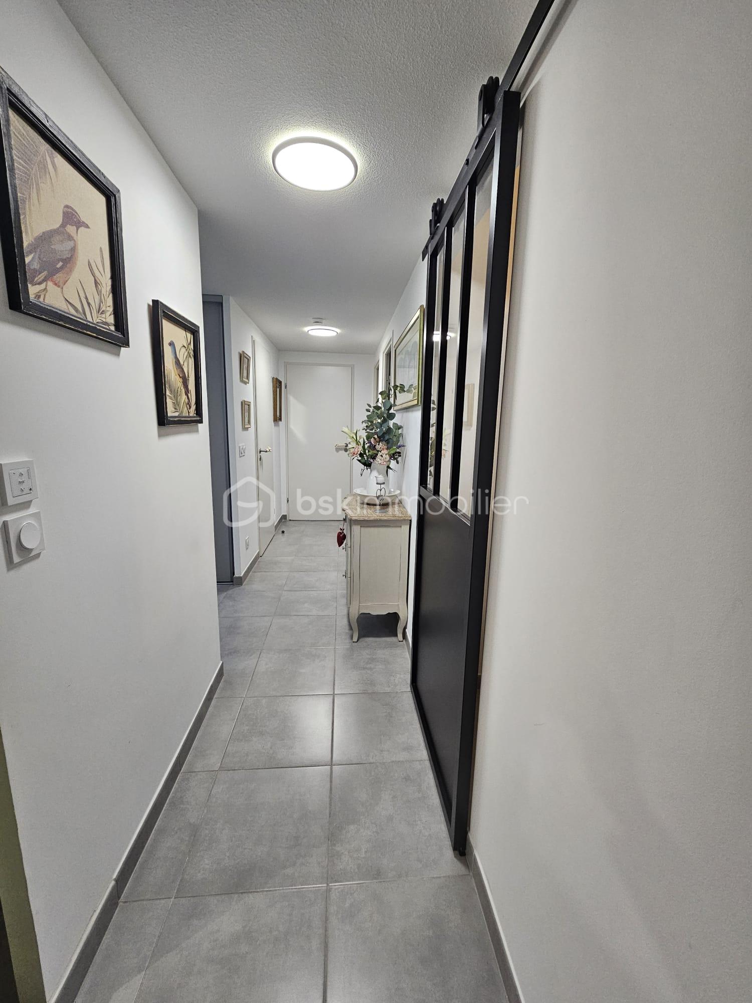 Appartement de 76 m² - 96403574-ba38-42e3-8d1d-fd2f7cb78a90.jpg