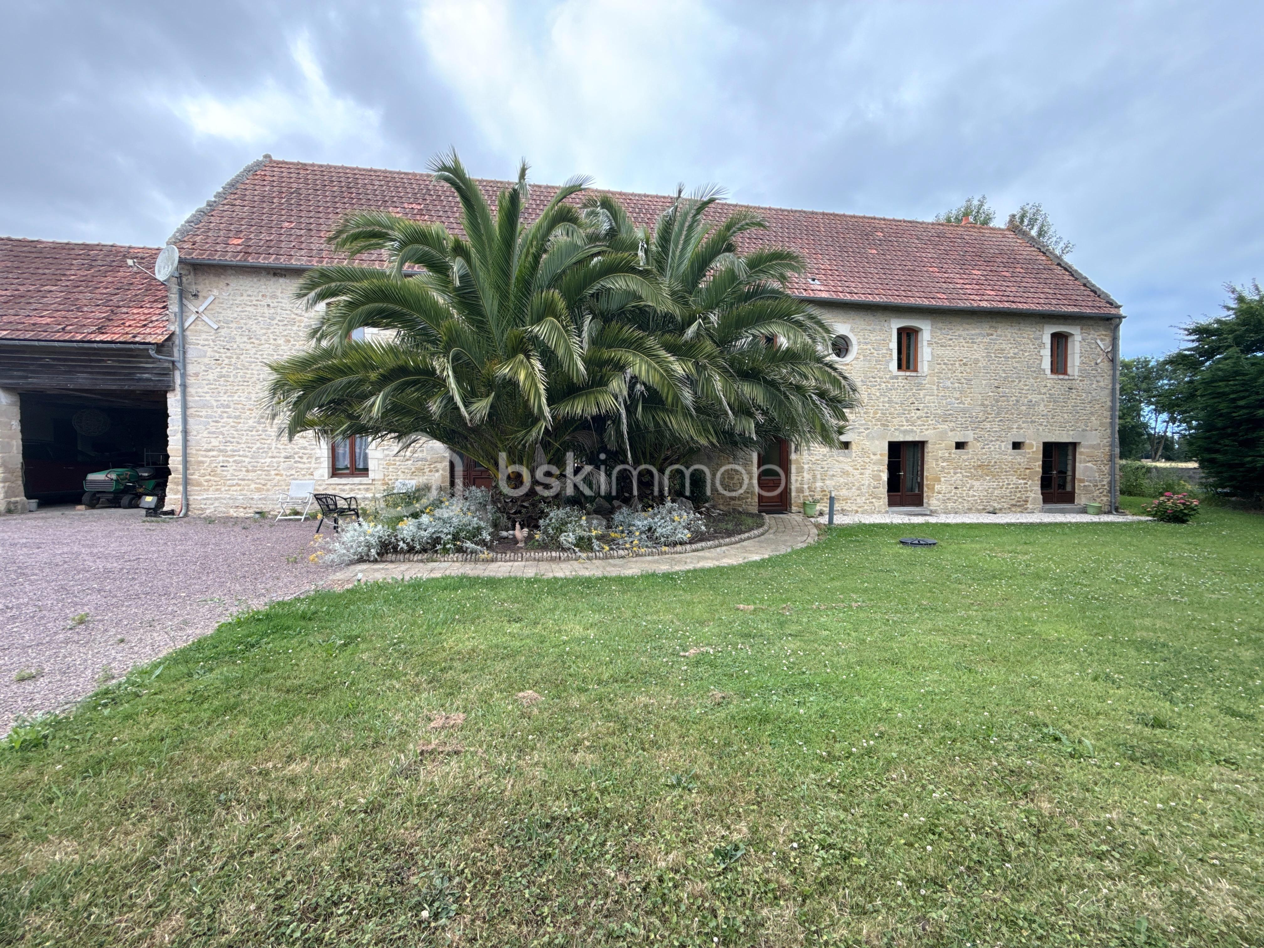 Maison d hote de 326 m² - received_1081043880651265.jpeg