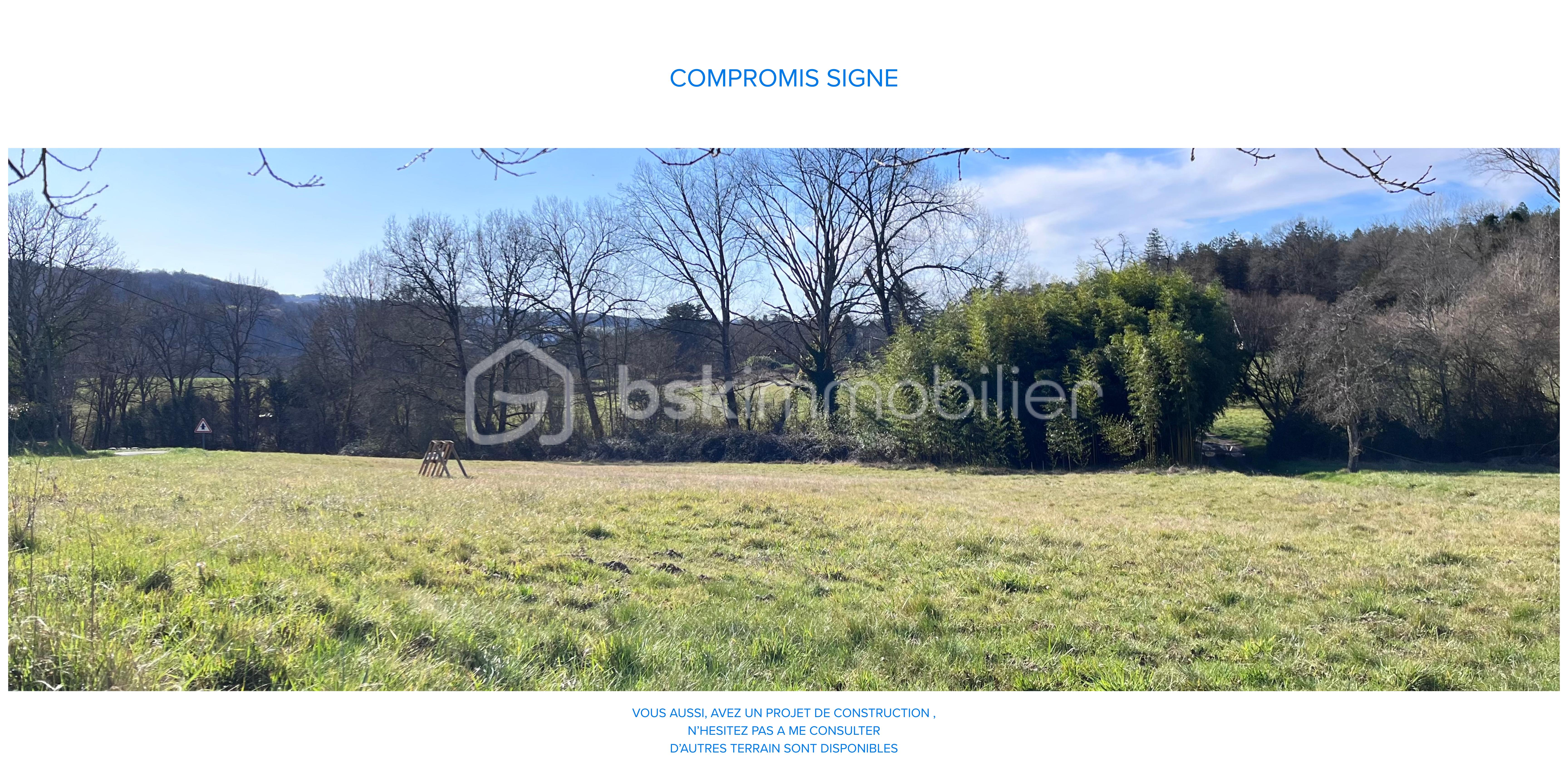 Terrain de 1 800 m²