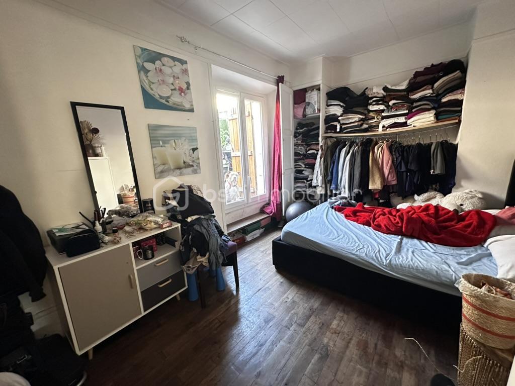 Immeuble de 137 m² - Munganga-Image2C0E20B7D-95FF-459B-B249-69E124578A06_1_105_c.jpeg