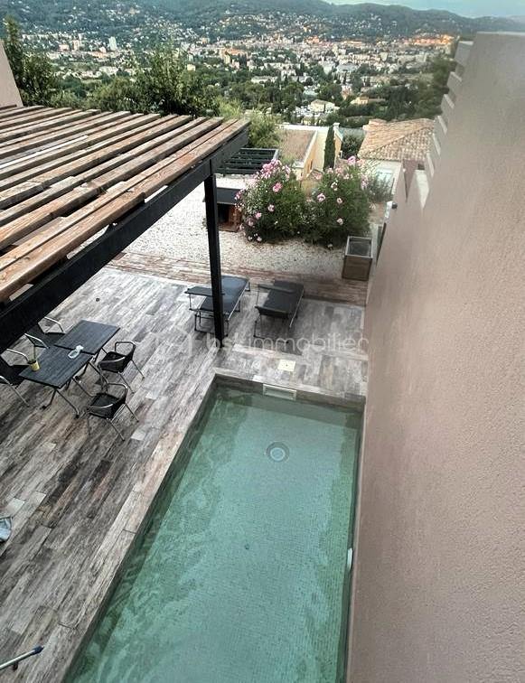 Maison d architecte de 255 m² - 16.jpg