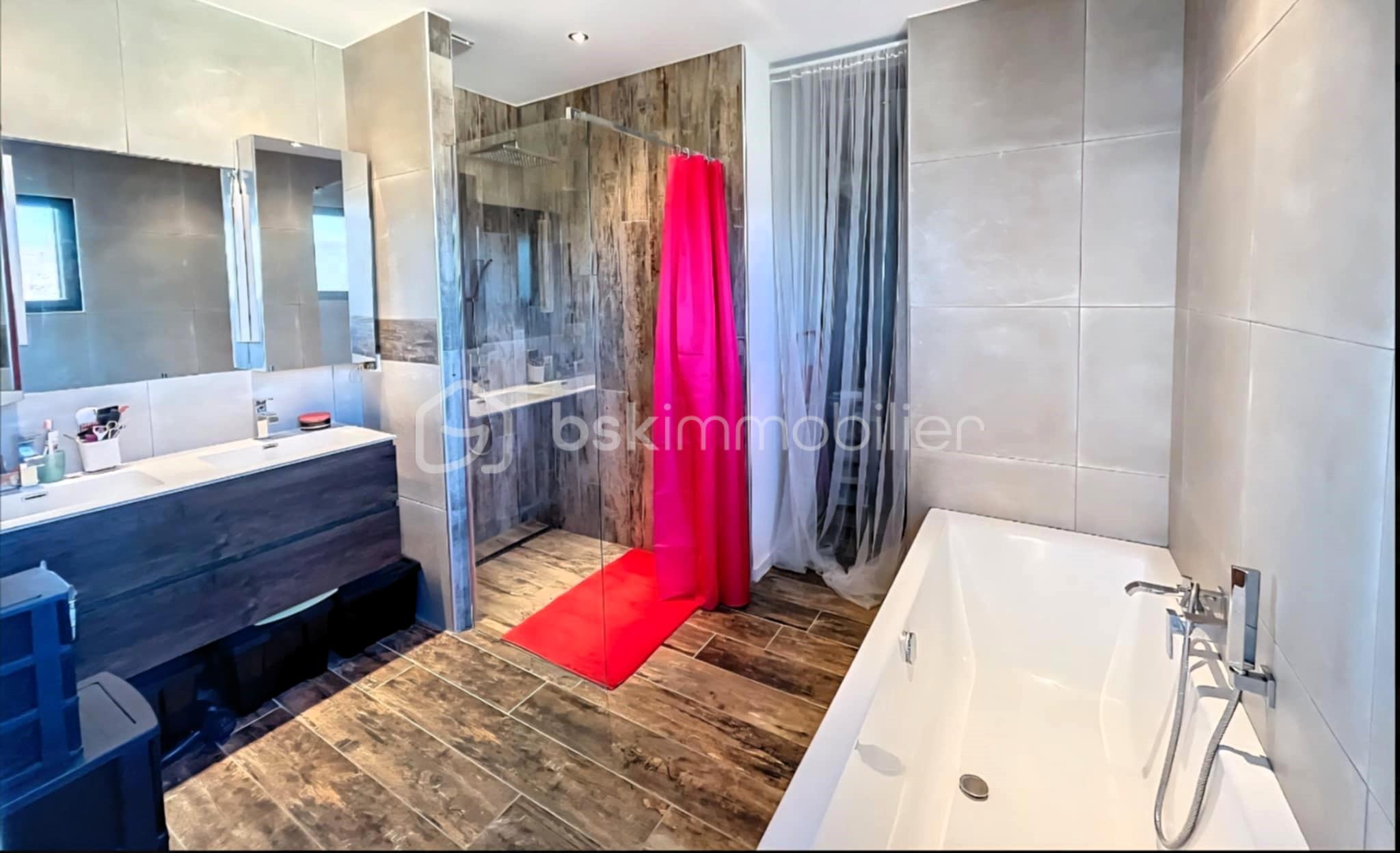 Maison d architecte de 255 m² - 30.jpg