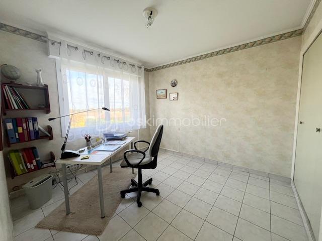 Maison de 141 m² - BUREAU.jpg