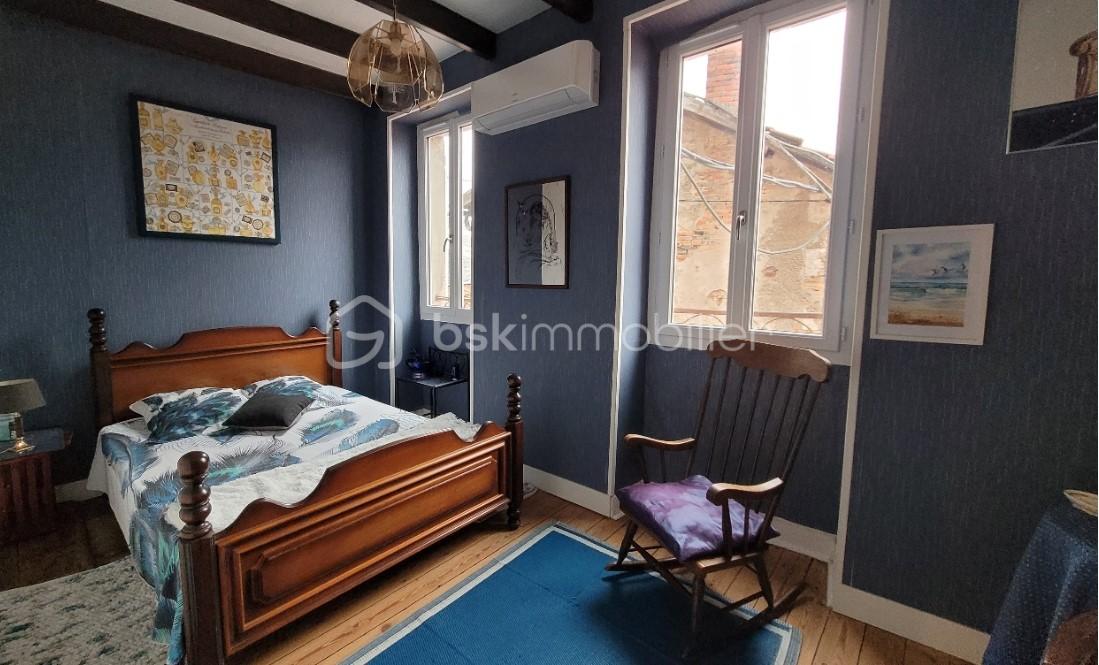 Maison de 283 m² - Chambre 2-2.jpg