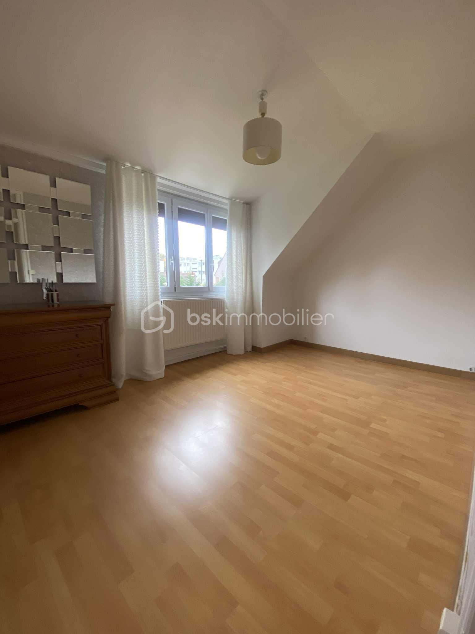 Maison de 83 m² - f1e9547c-2064-49f9-aa56-e6bd66e056bf.jpg