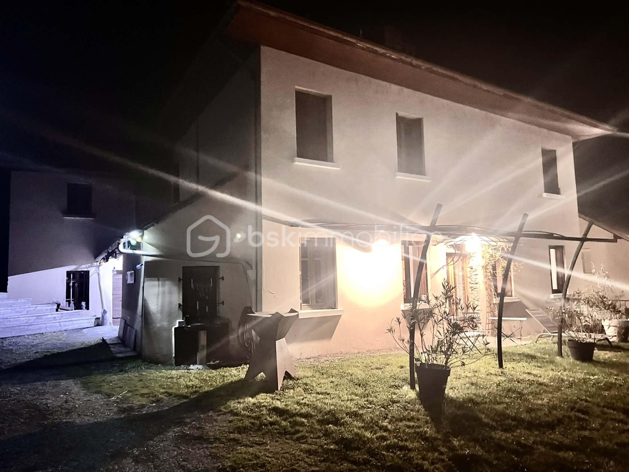 Demeure de 157 m² - db40a224-d4b8-4f7f-9346-c59877e8242d.jpg