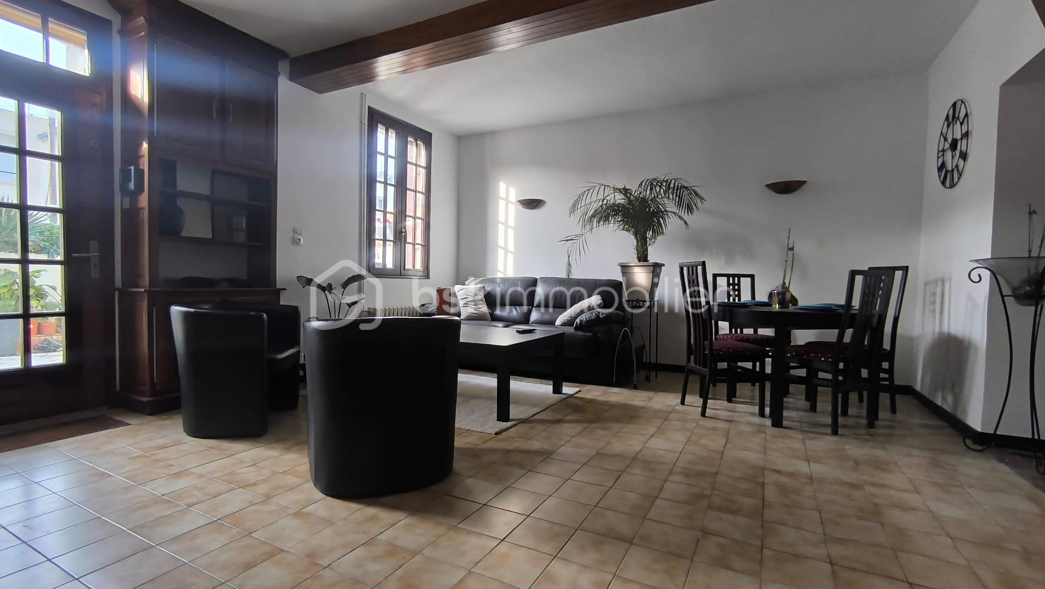 Maison de ville de 75 m² - Salon 1.jpeg