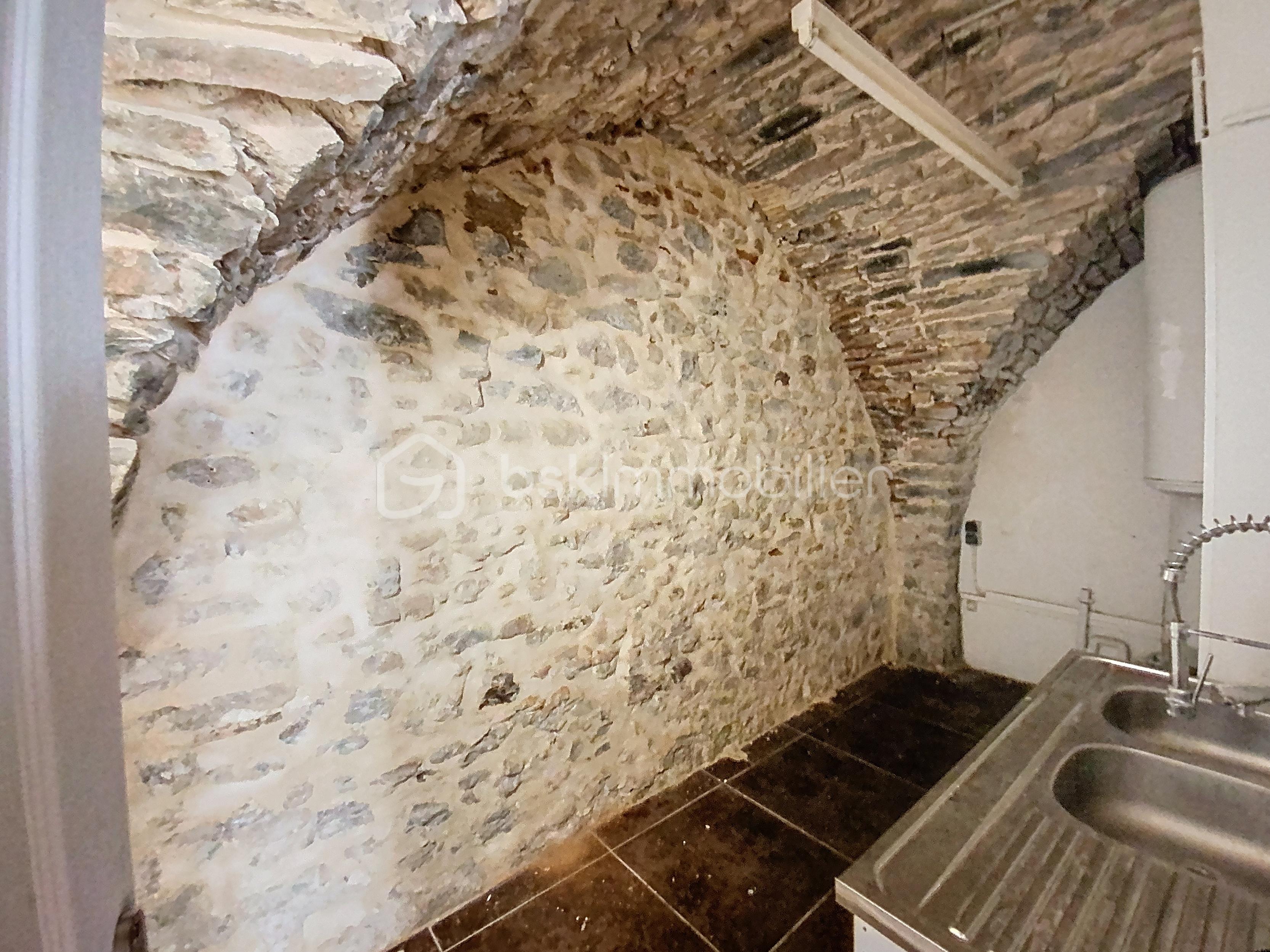 Local commercial de 59 m² - nimes_00001.jpg