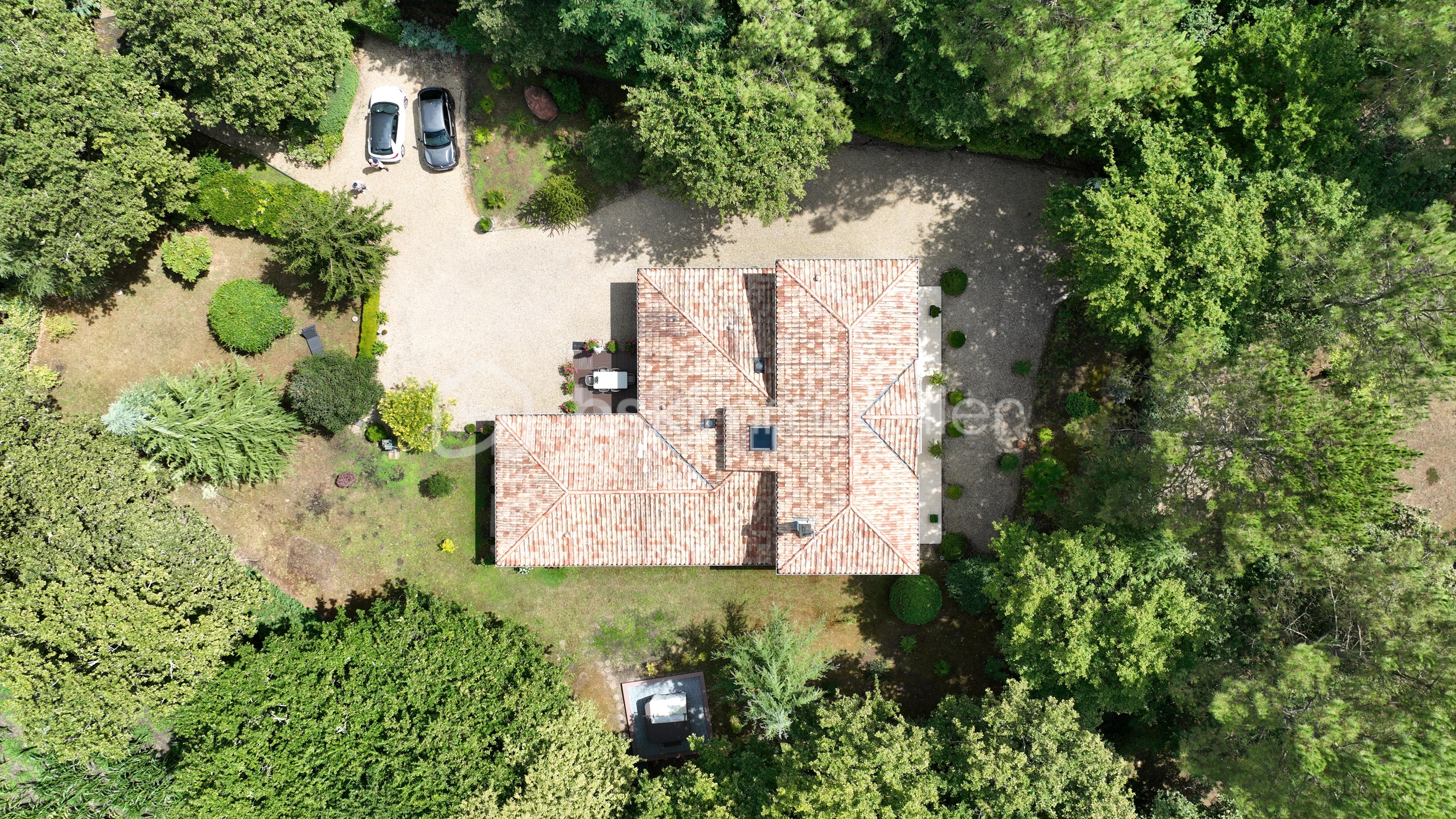 Maison de maitre de 206 m² - DJI_0931.JPG
