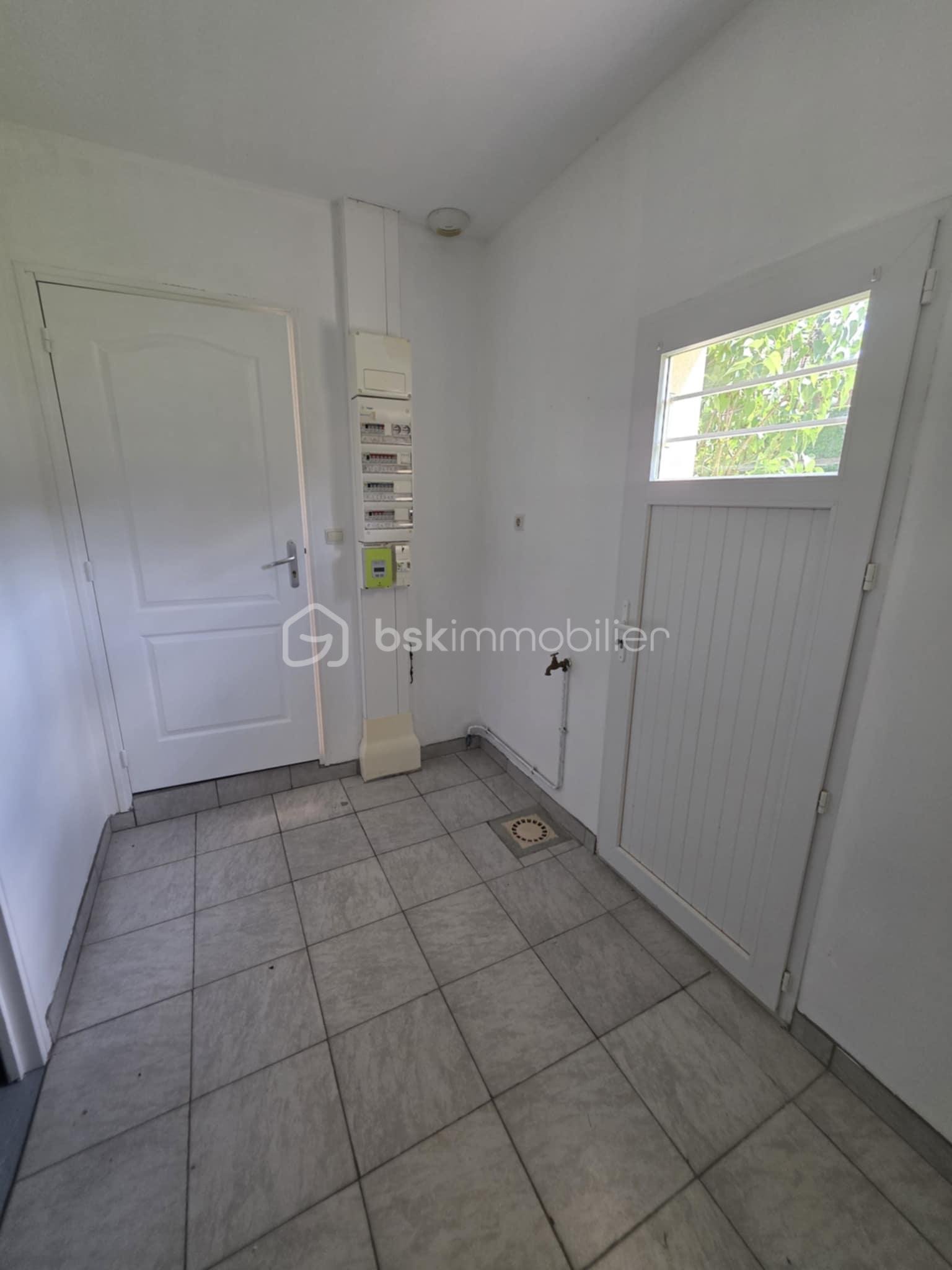 Maison de 89 m² - 3bfa02fe-eaf9-4513-80fc-81bbcef7b2f8.jpg