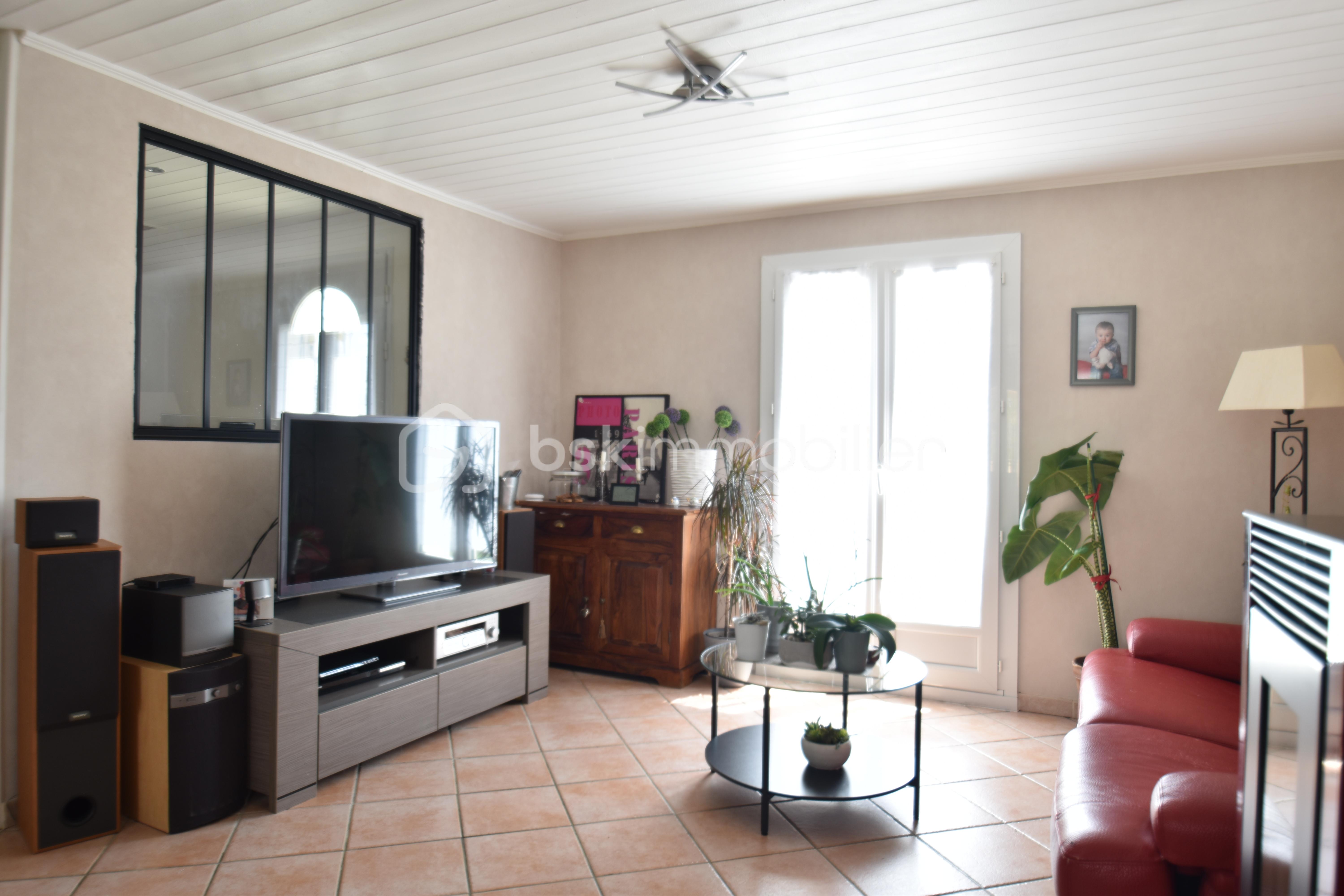 Pavillon de 110 m² - SAL6.JPG