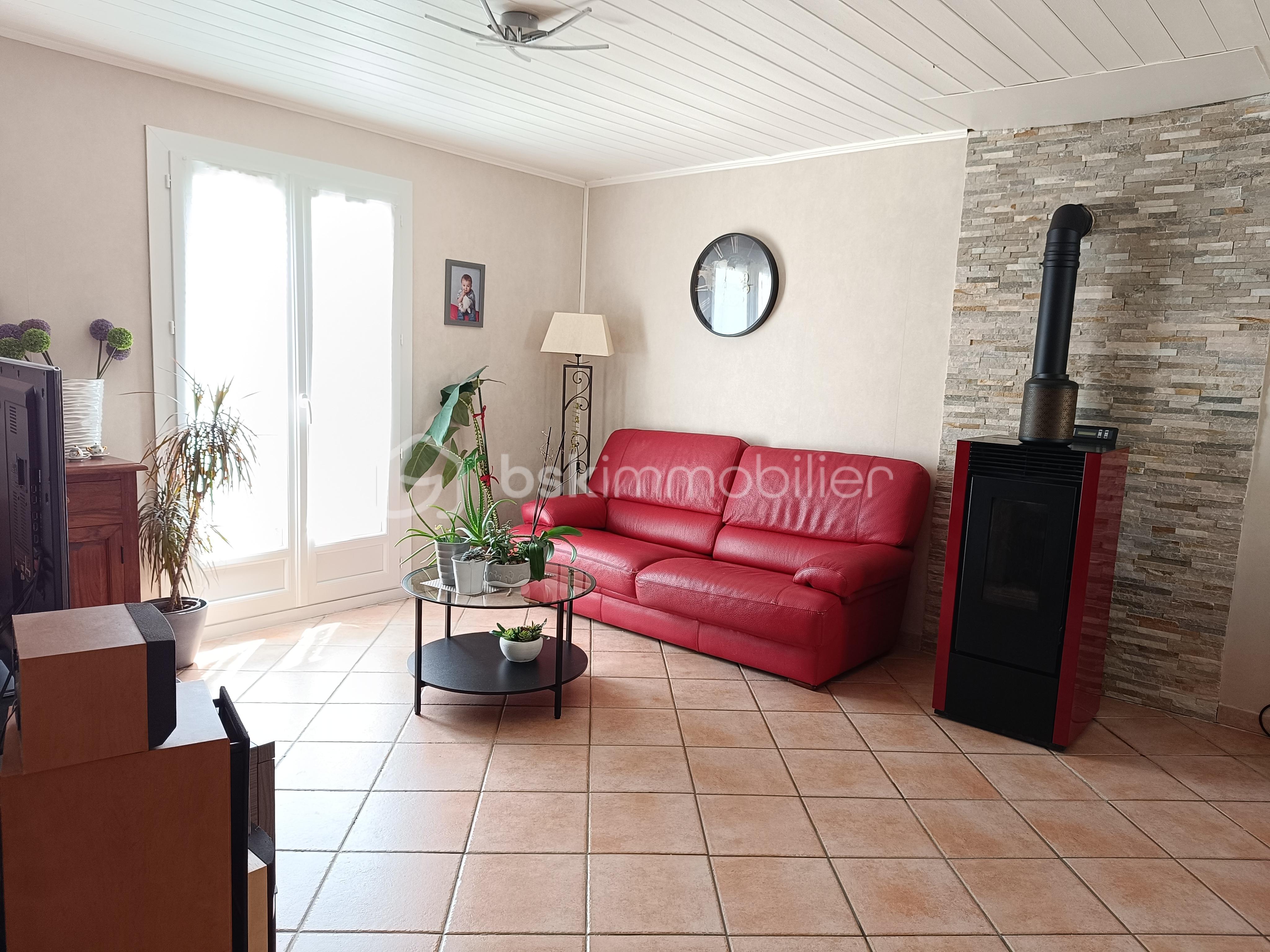 Pavillon de 110 m² - sal0.jpg