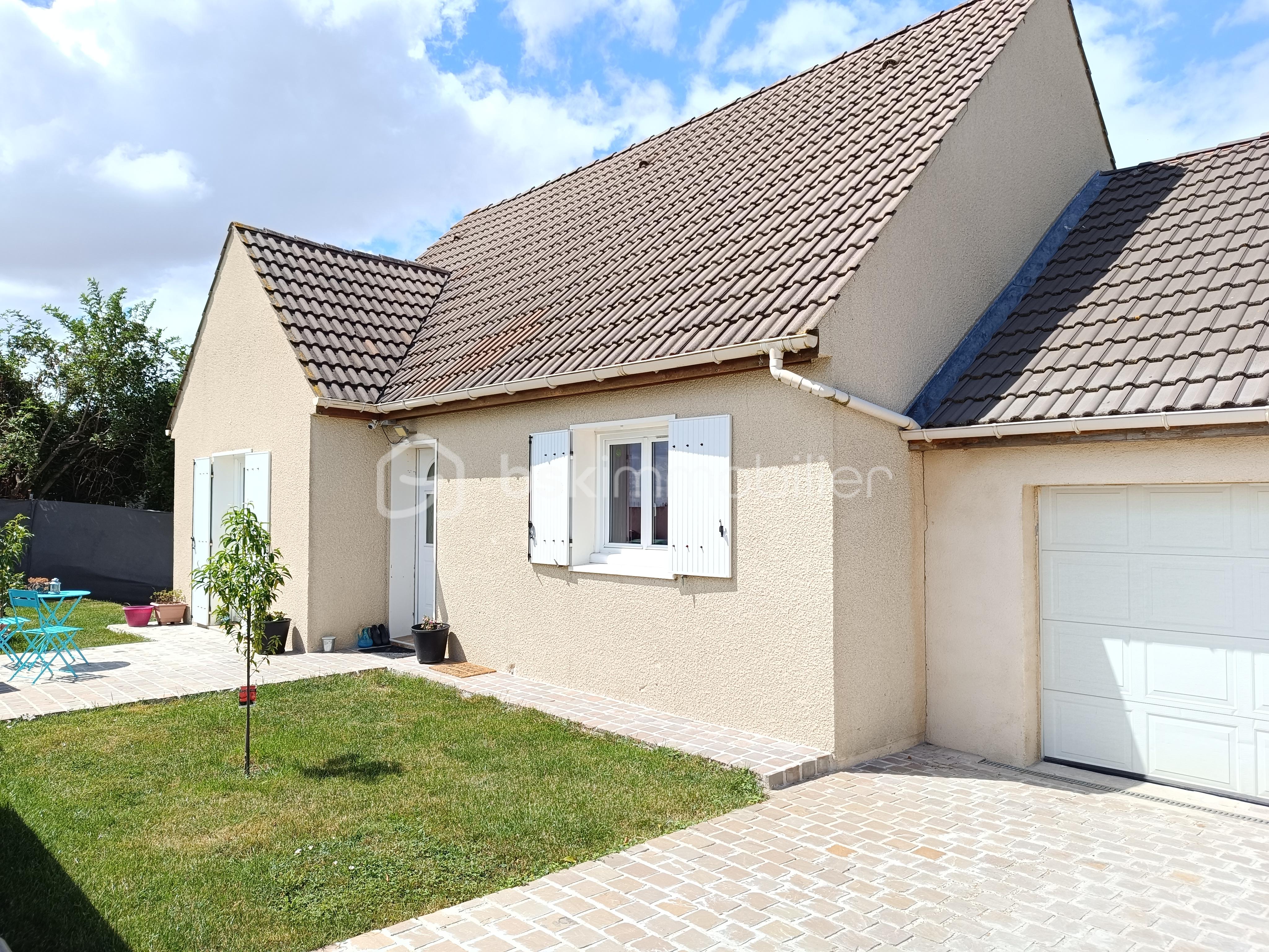 Pavillon de 110 m² - ext1.jpg