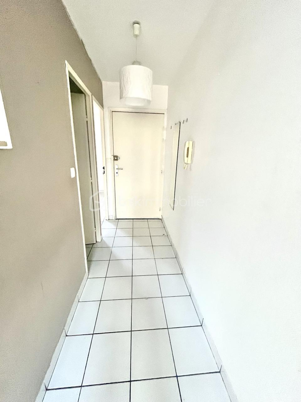 Appartement de 29 m² - IMG_2022 - Grande.jpeg