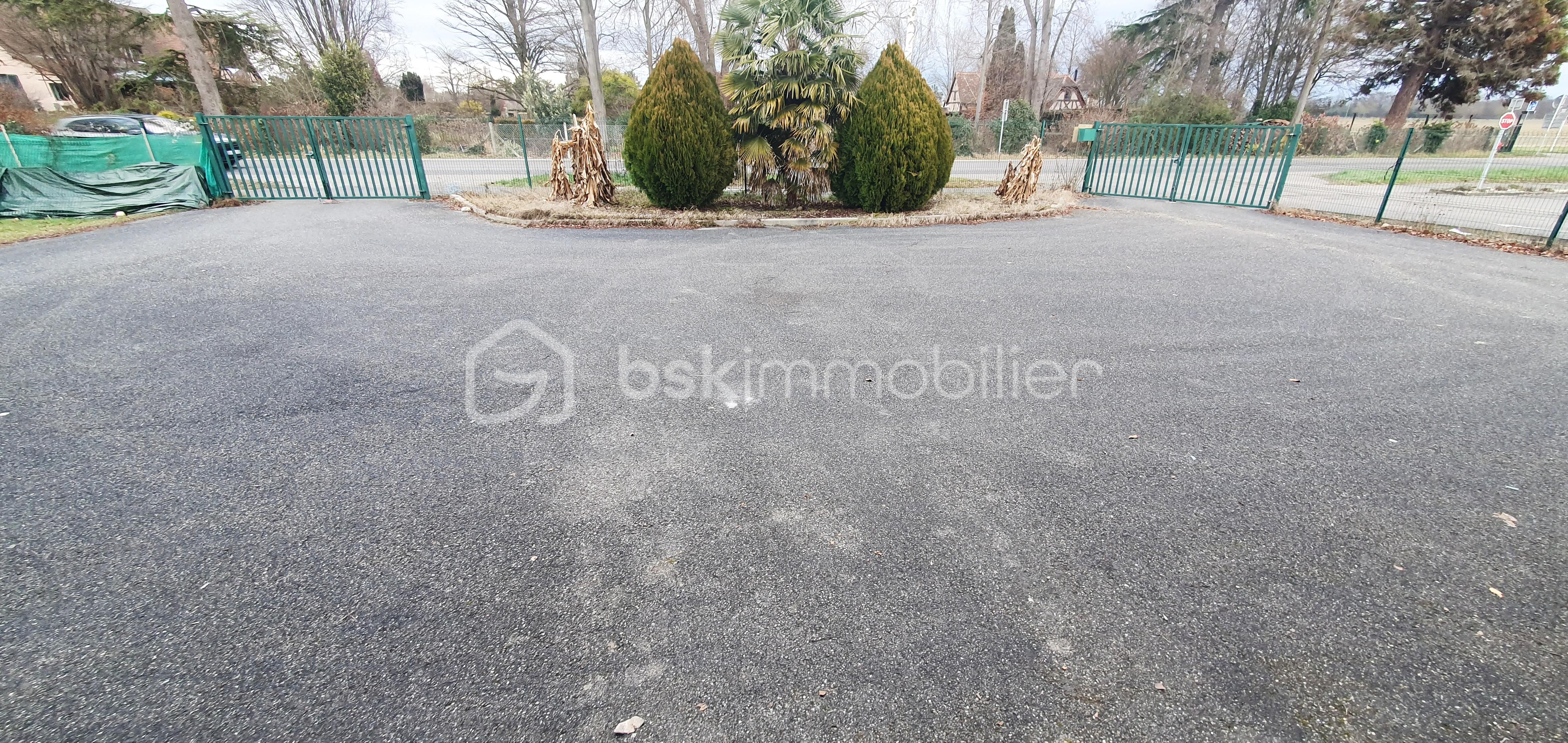 Local d'activités de 470 m² - 20260102_112312.jpg