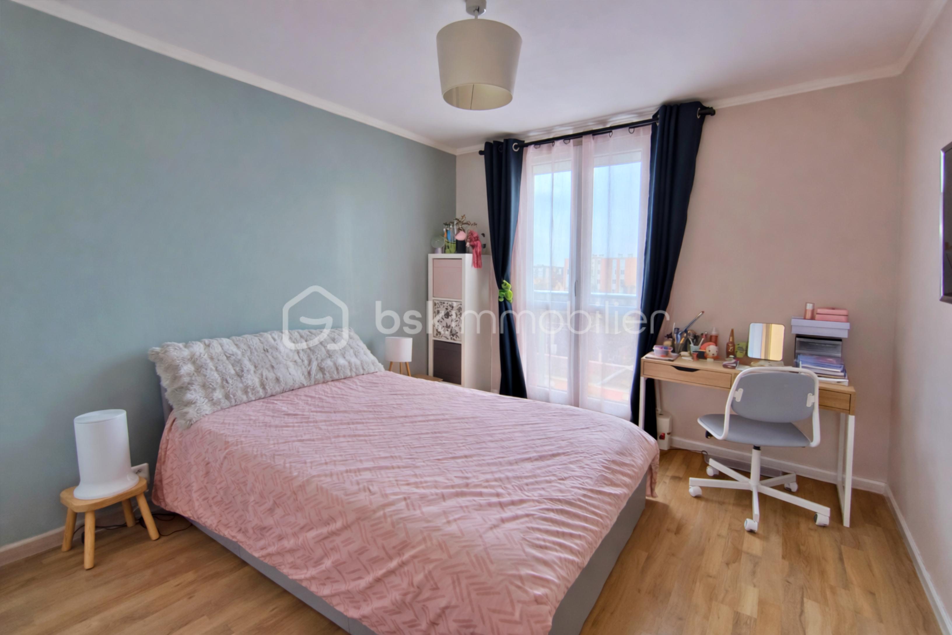 Appartement de 80 m² - resize_ChatGPT Image 20 janv. 2026, 17_46_48.png