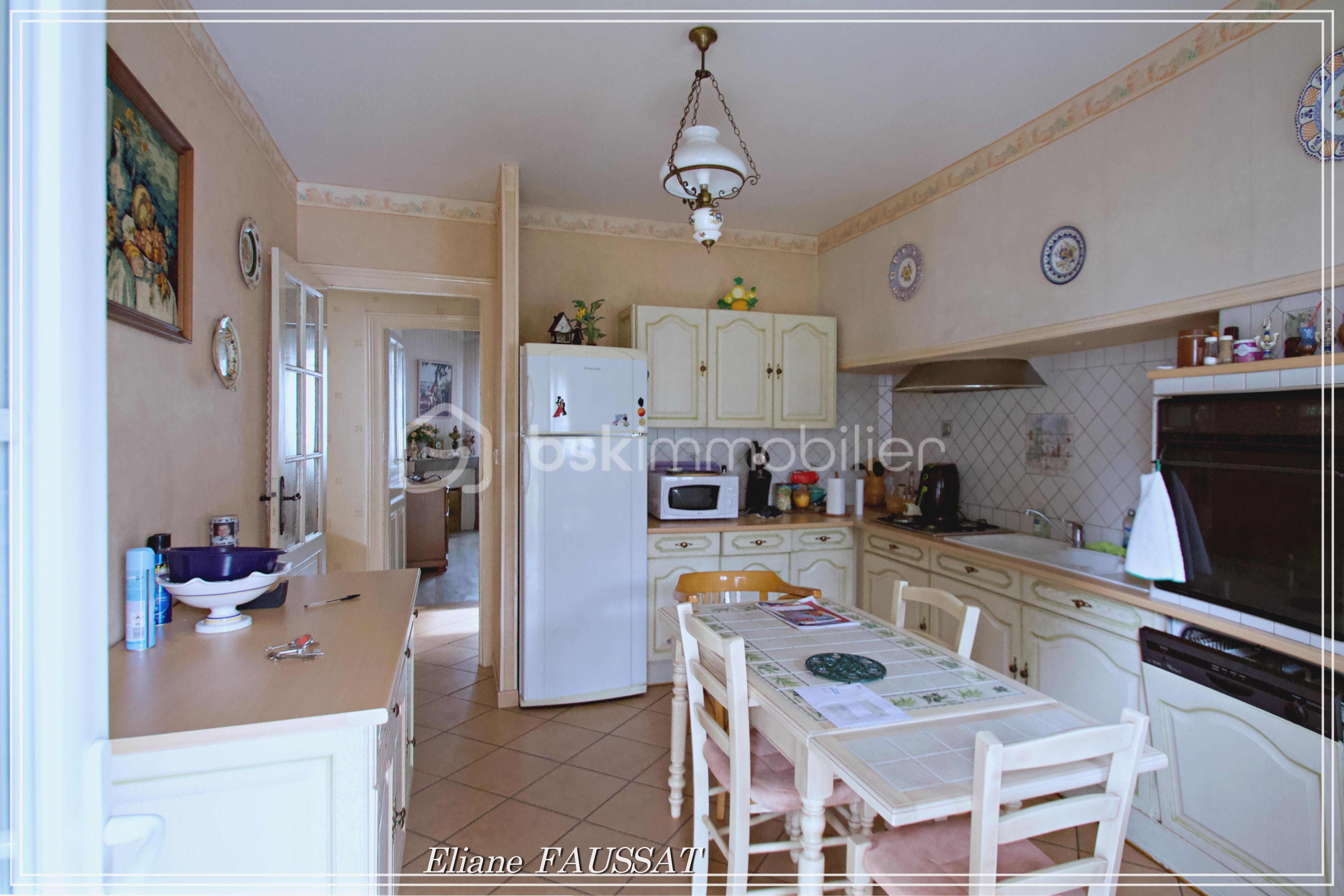 Maison de ville de 120 m² - CUISINE EXT.jpg