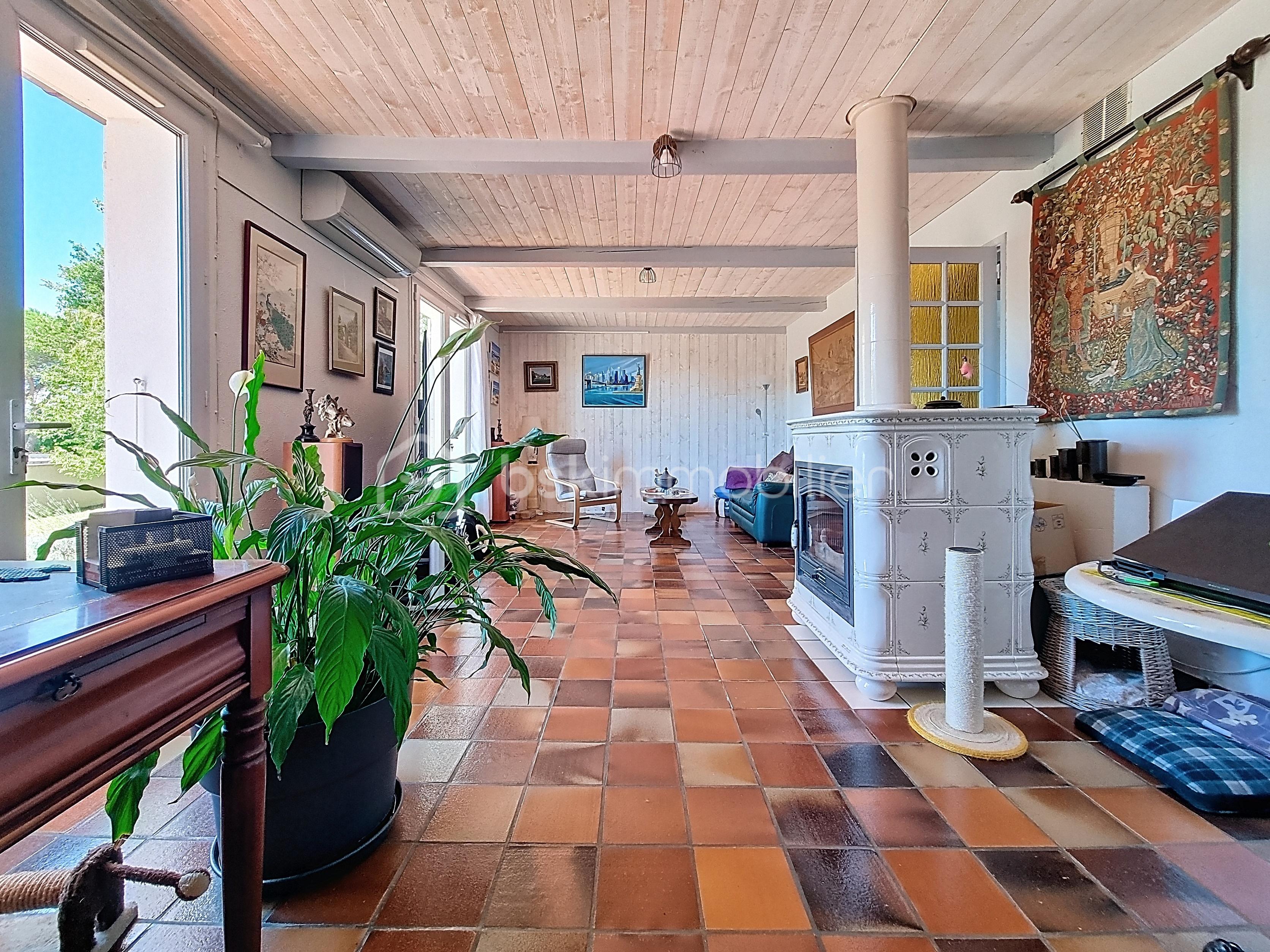 Maison de 126 m² - beau SALON 3.jpg