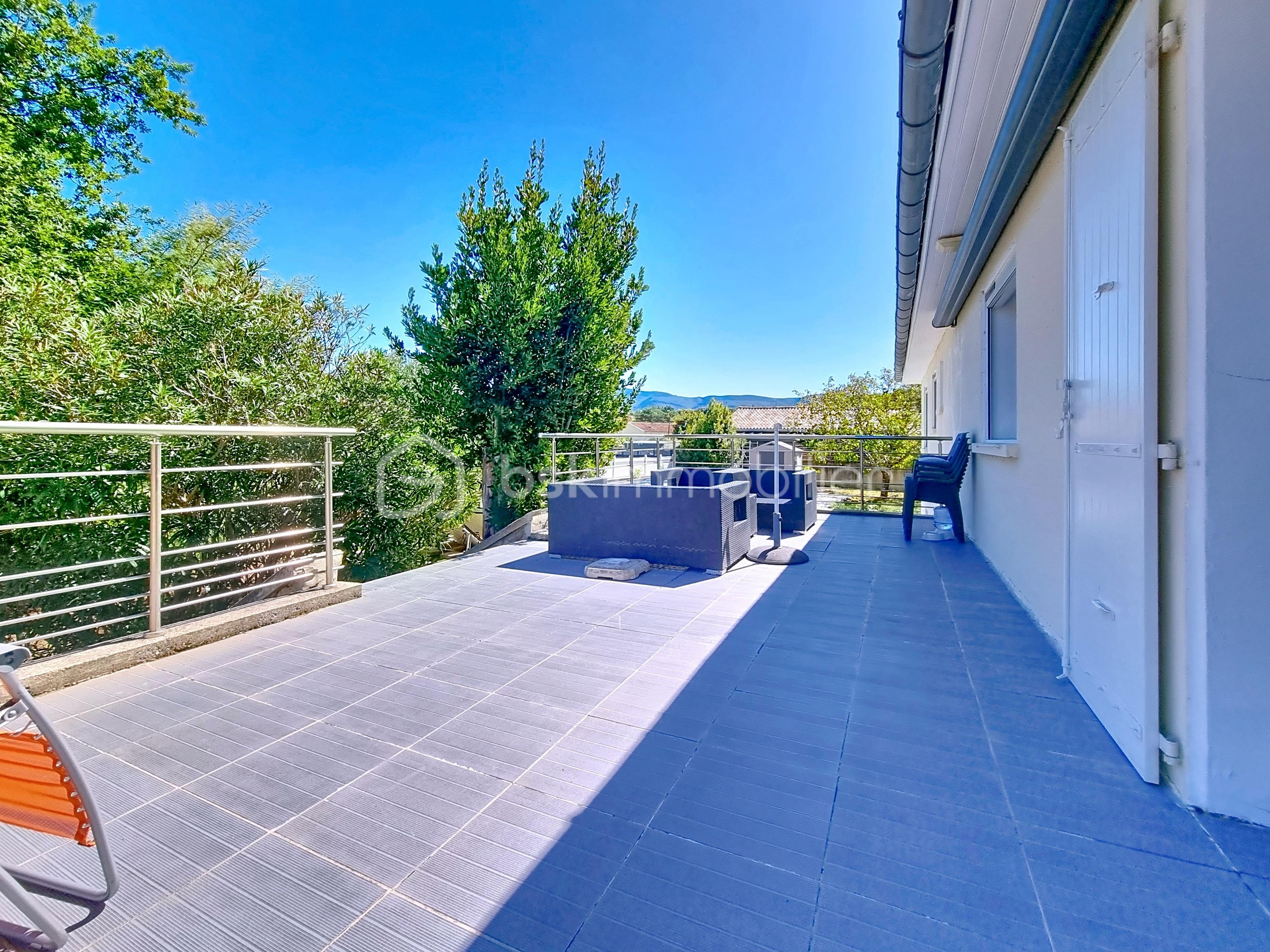 Maison de 126 m² - beau_TERRASSE1.jpg