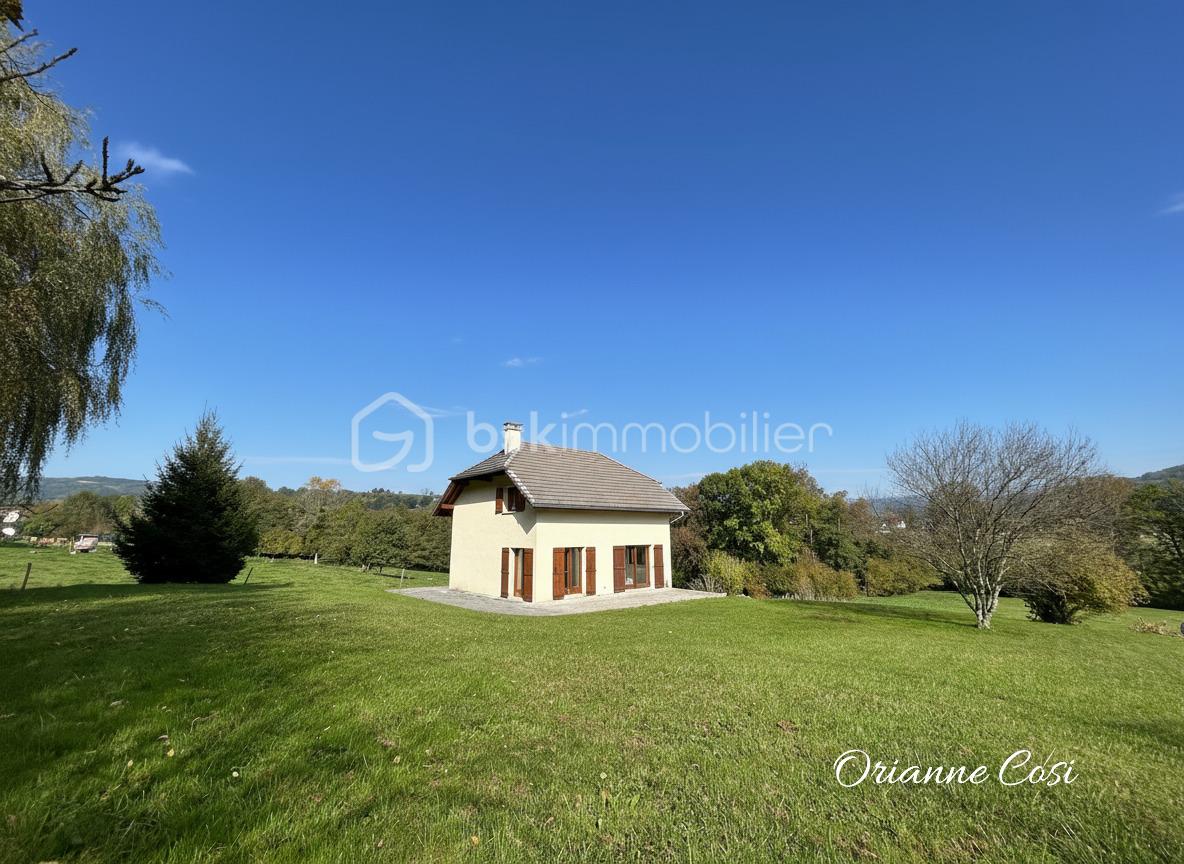 Maison traditionnelle de 115 m² - Extérieur.jpg