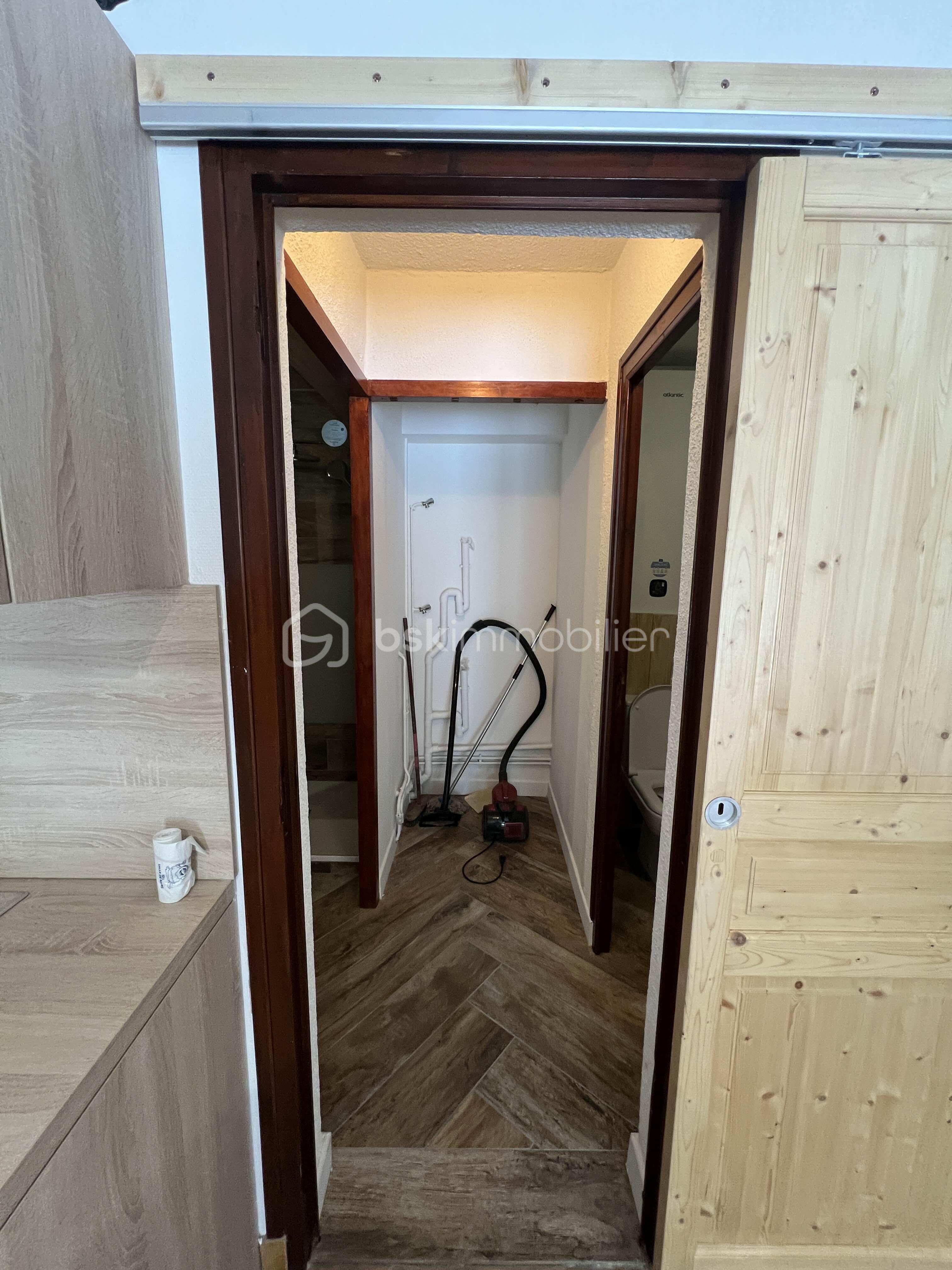 photo-studio-accès-sdb.jpg