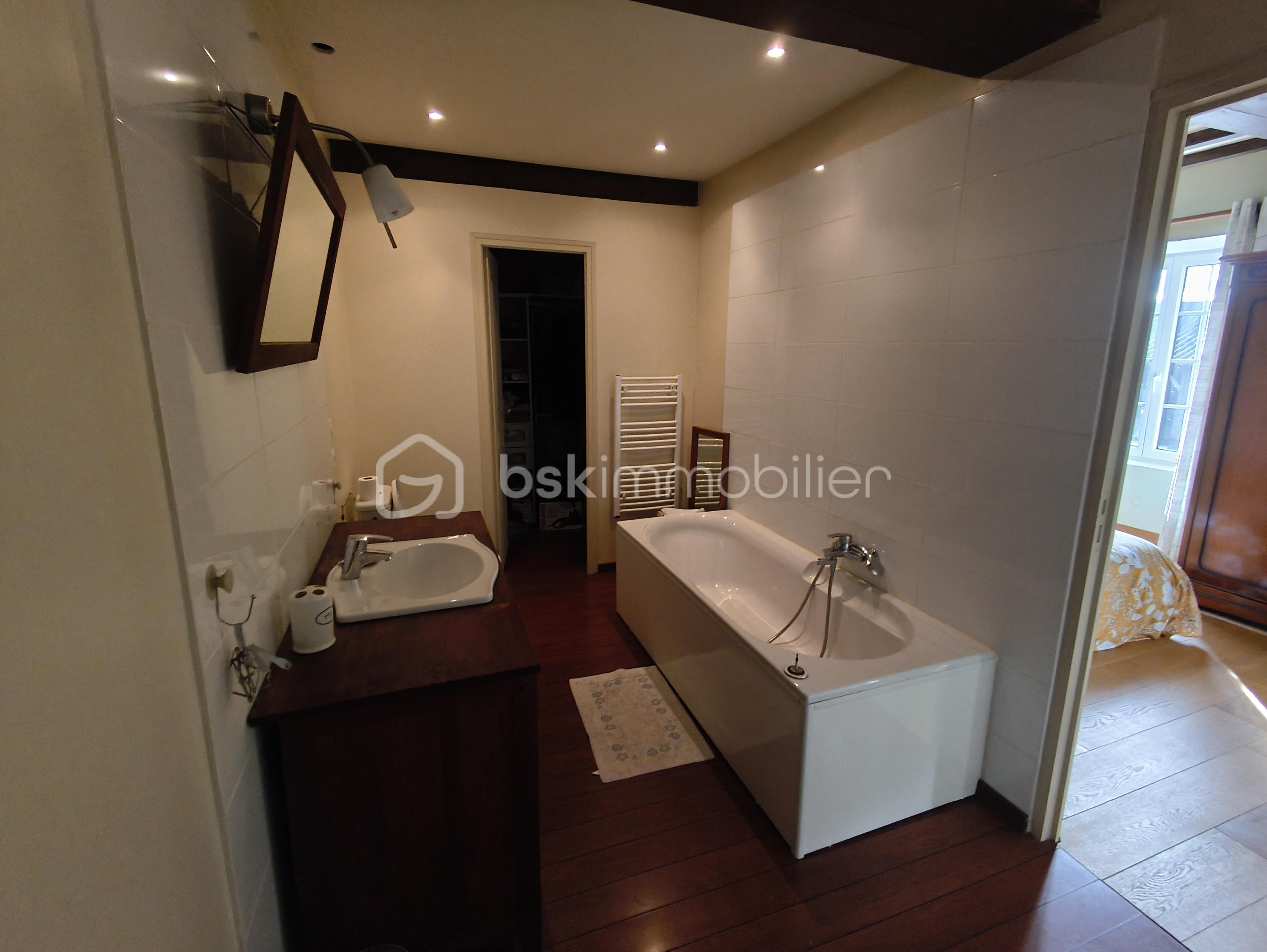 Maison de 245 m² - 1000005741.jpg