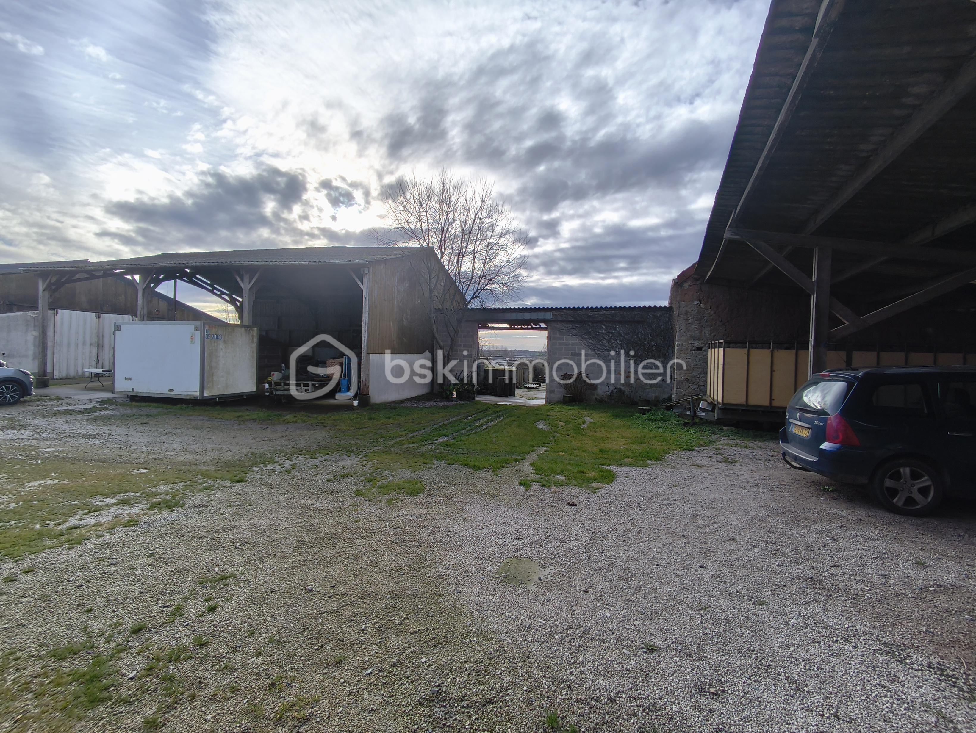 Maison de 245 m² - 1000005761.jpg