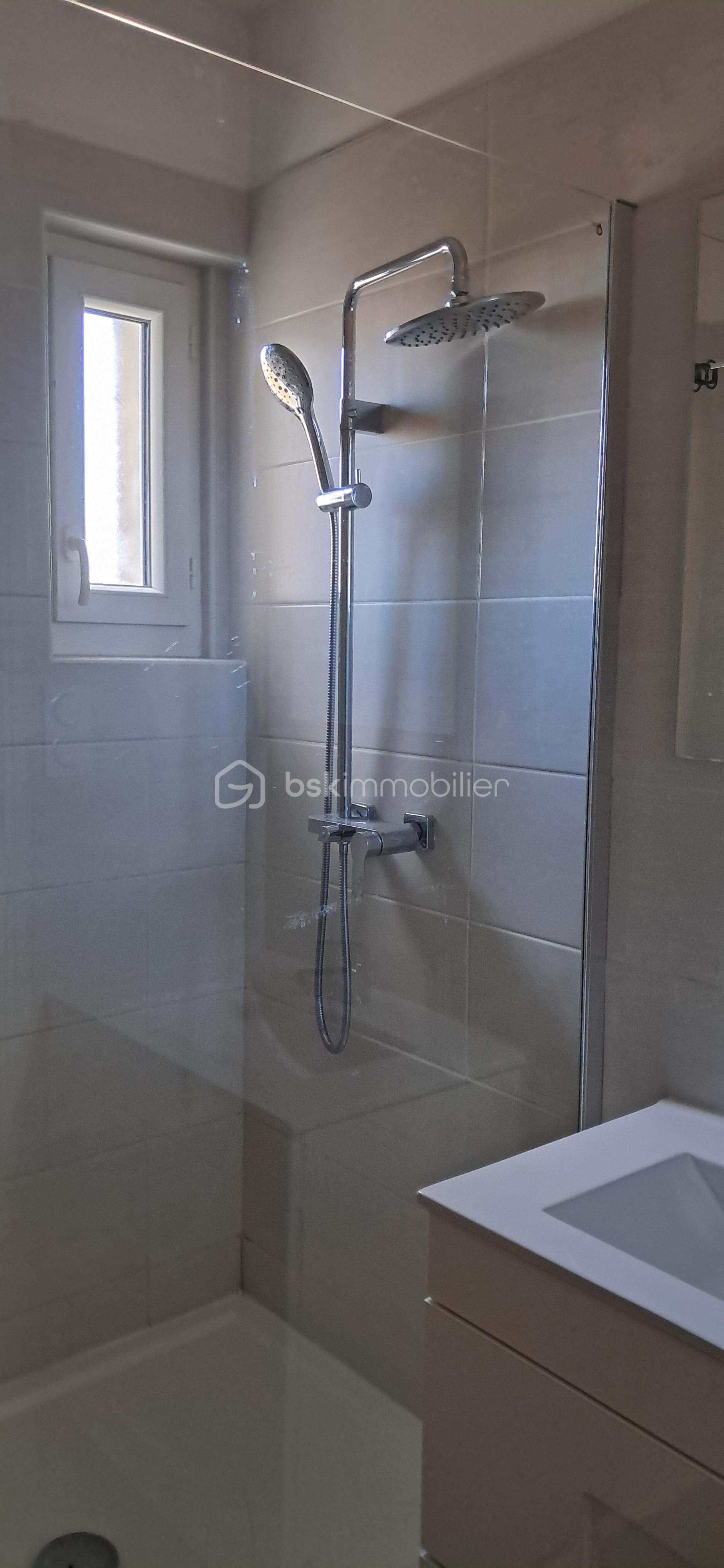 Maison de ville de 140 m² - 20260107_102601.jpg