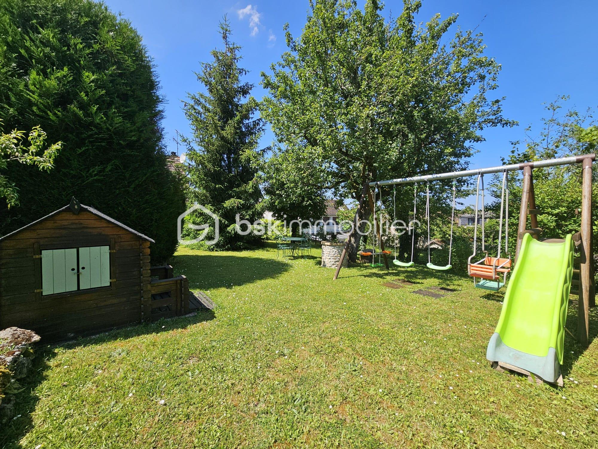 Maison traditionnelle de 104 m² - 1000002428.jpg