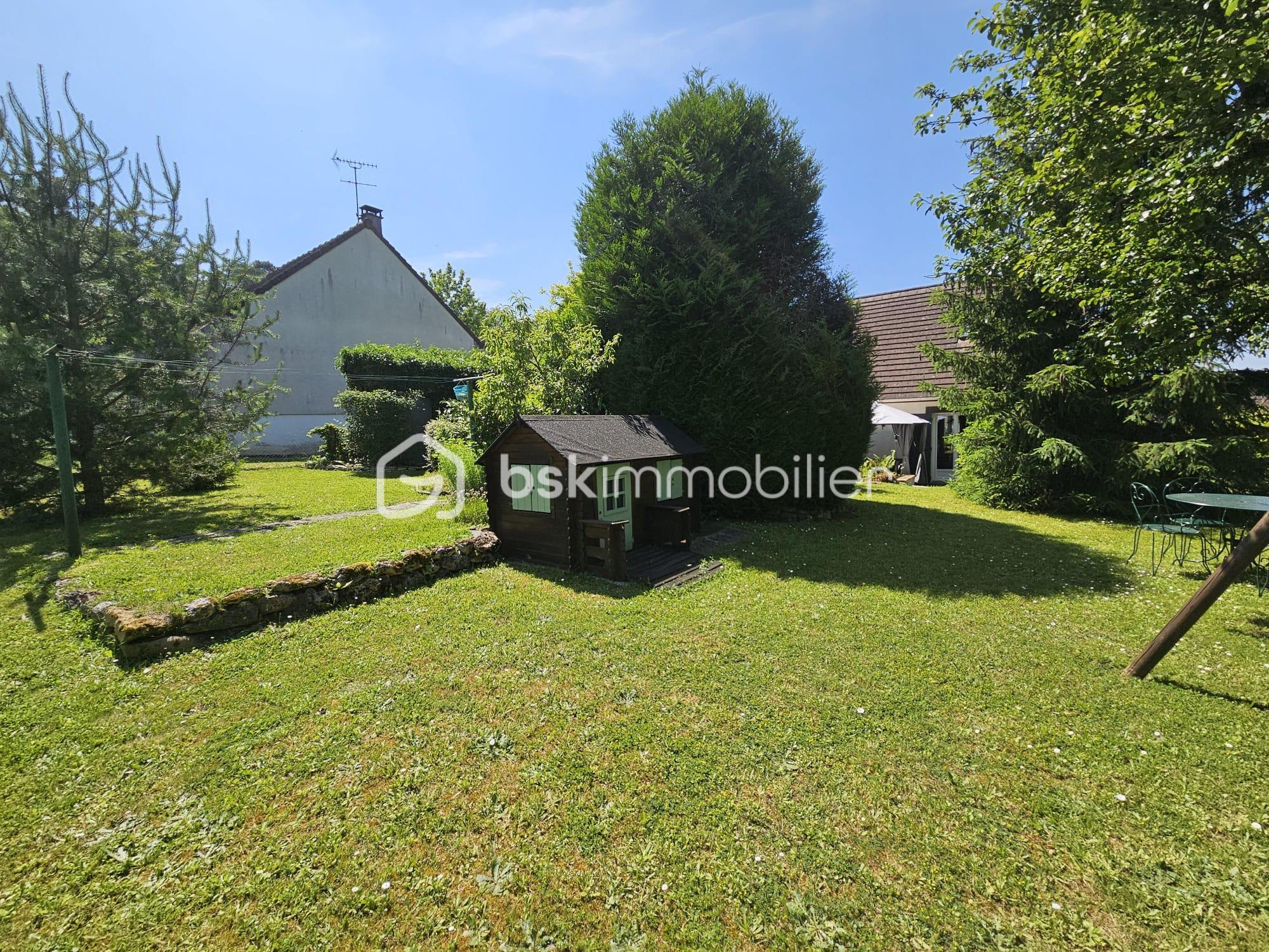 Maison traditionnelle de 104 m² - 1000002427.jpg