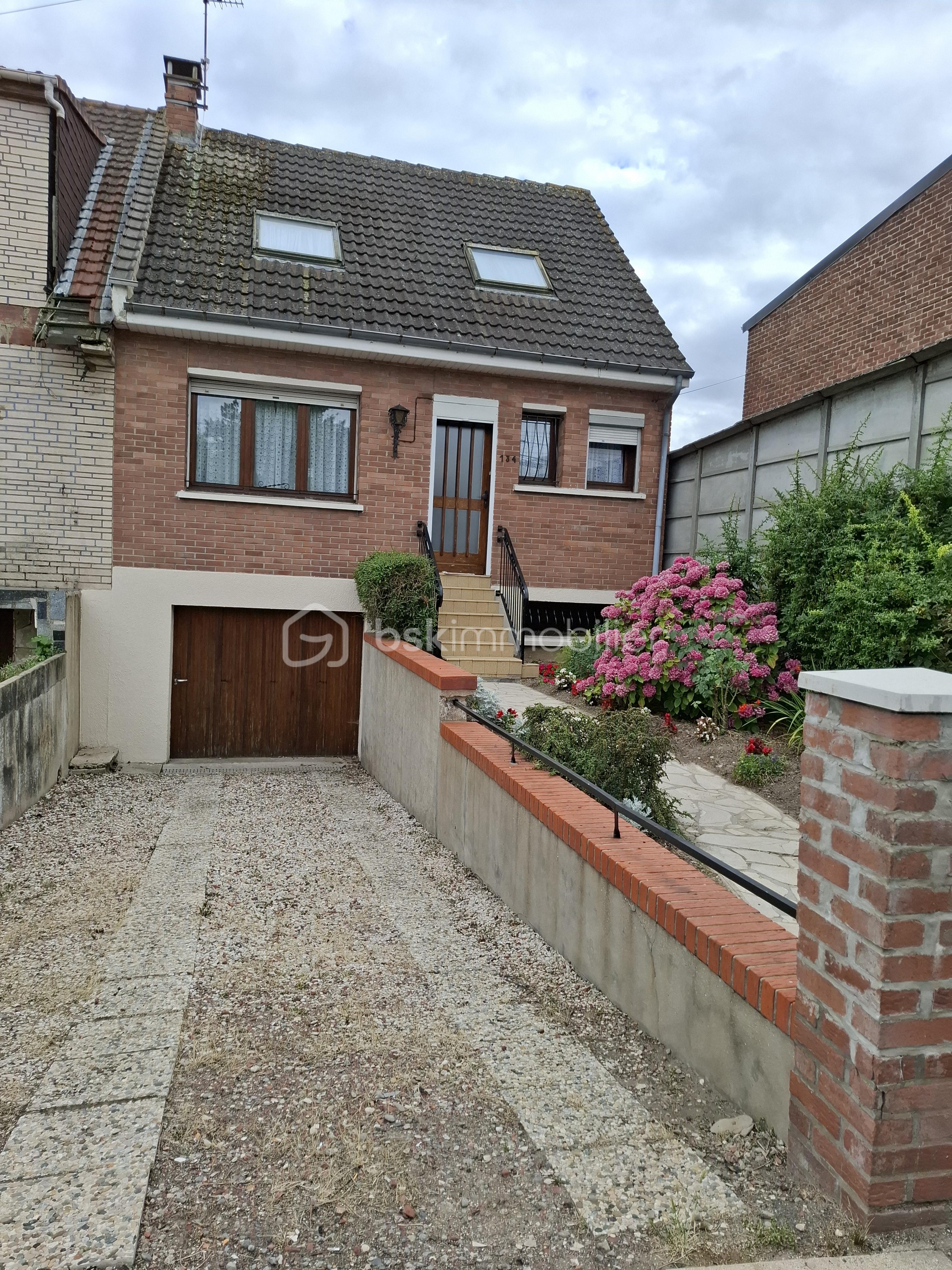 Maison traditionnelle de 75 m² - 1000003553.jpg