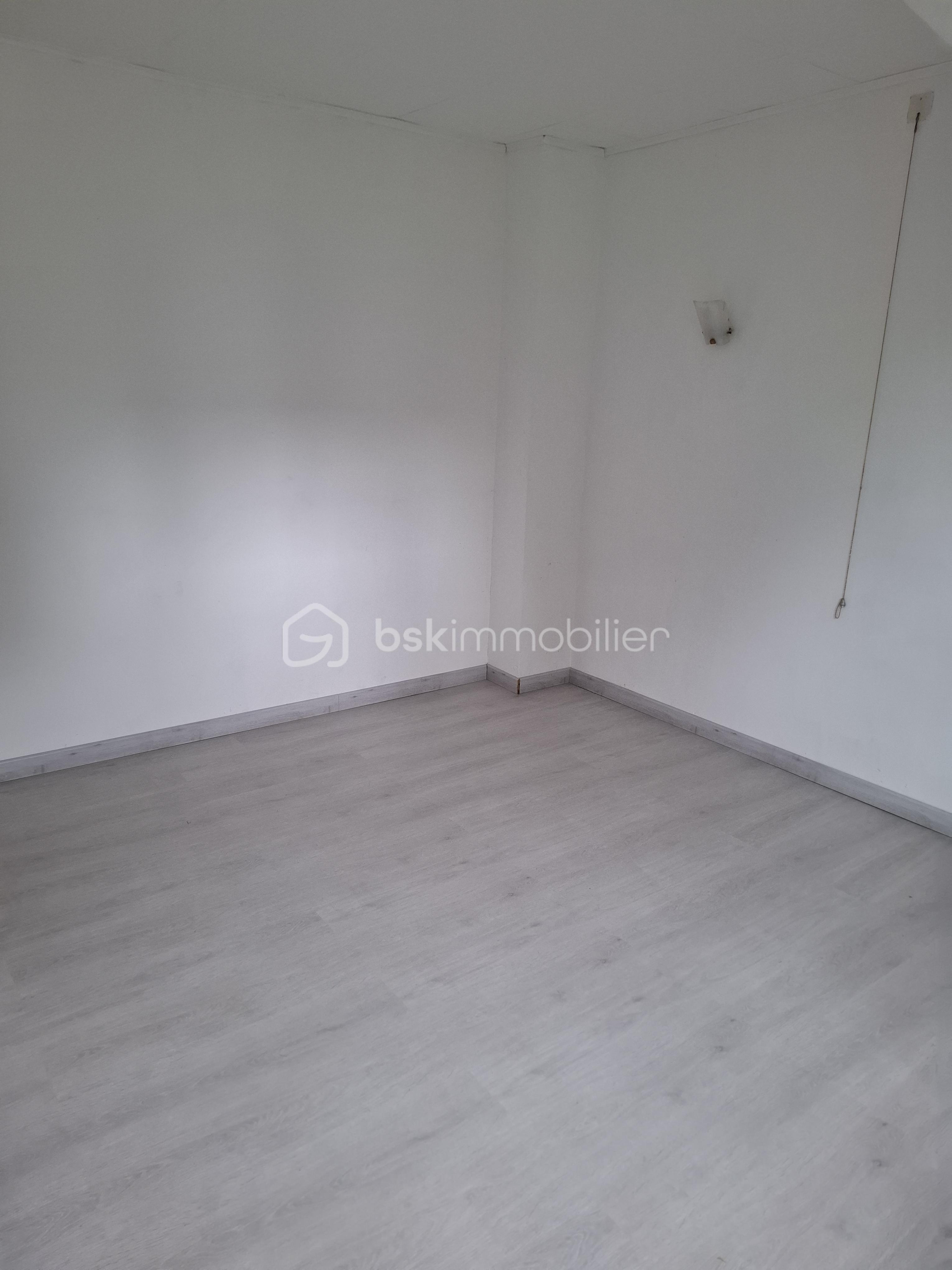 Maison traditionnelle de 75 m² - 1000003537.jpg