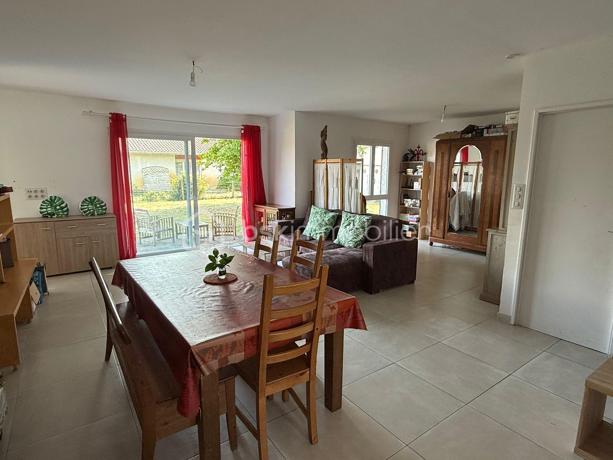 Maison traditionnelle de 115 m² - WhatsApp Image 2025-05-13 at 23.06.04 (1).jpeg